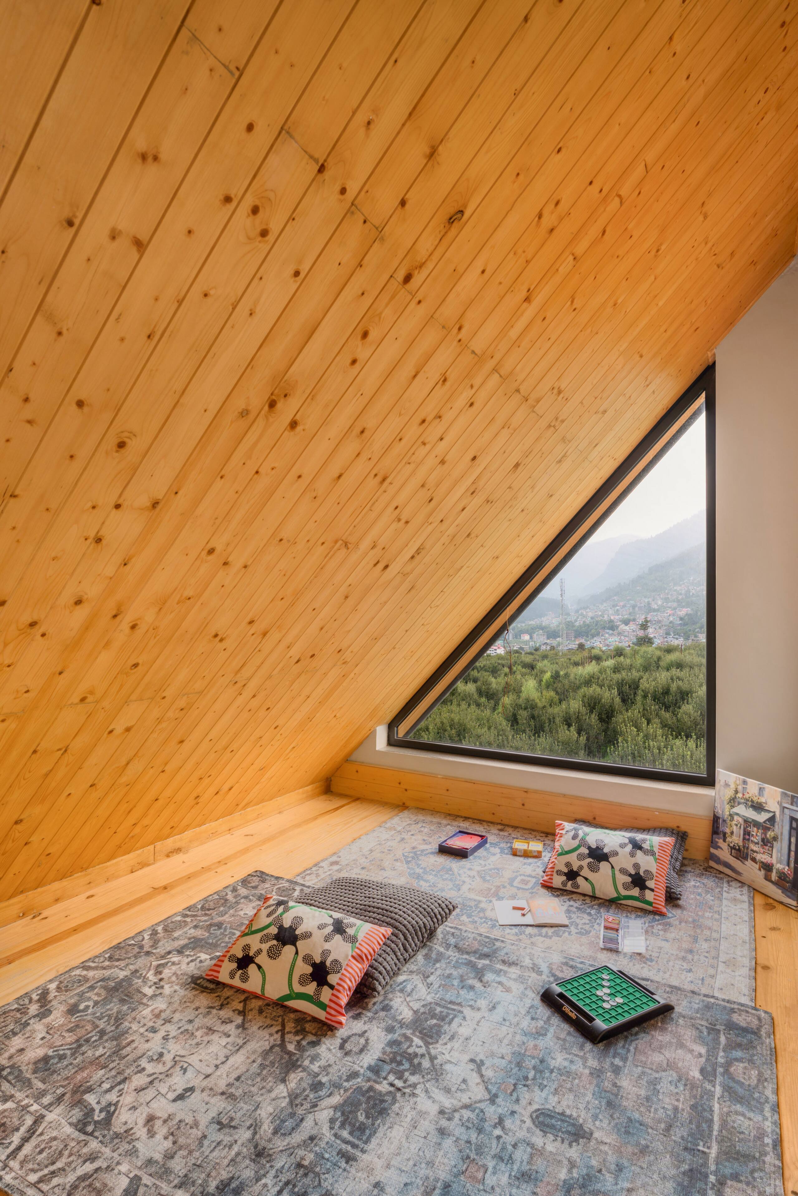 Gangri @Orowoods The Snow peak penthouse 12
