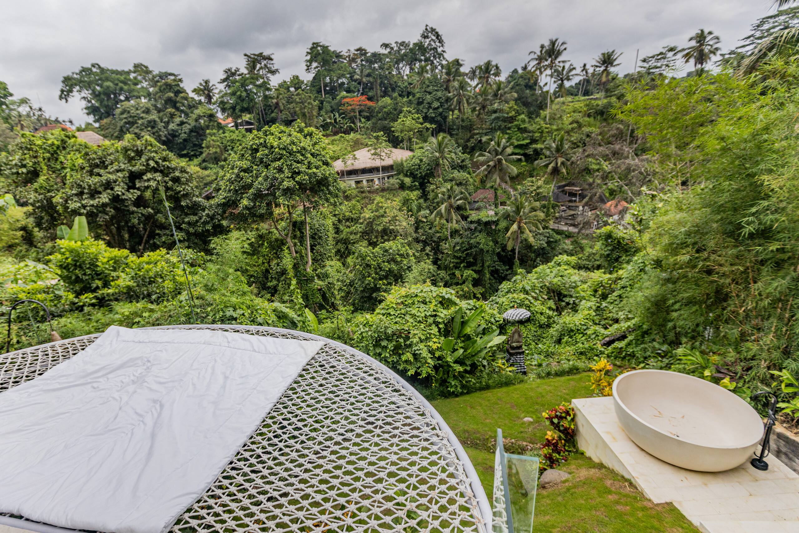 Viral Luxe Jungle Hideout @ VillaCellaBella 25