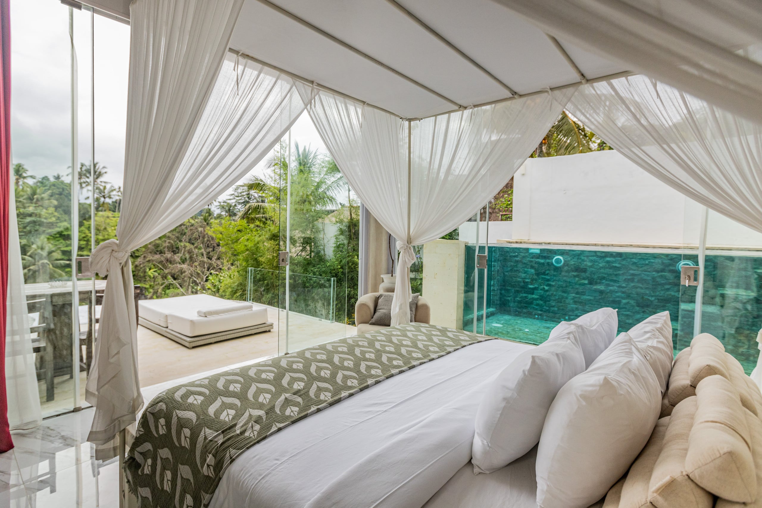 Viral Luxe Jungle Hideout @ VillaCellaBella