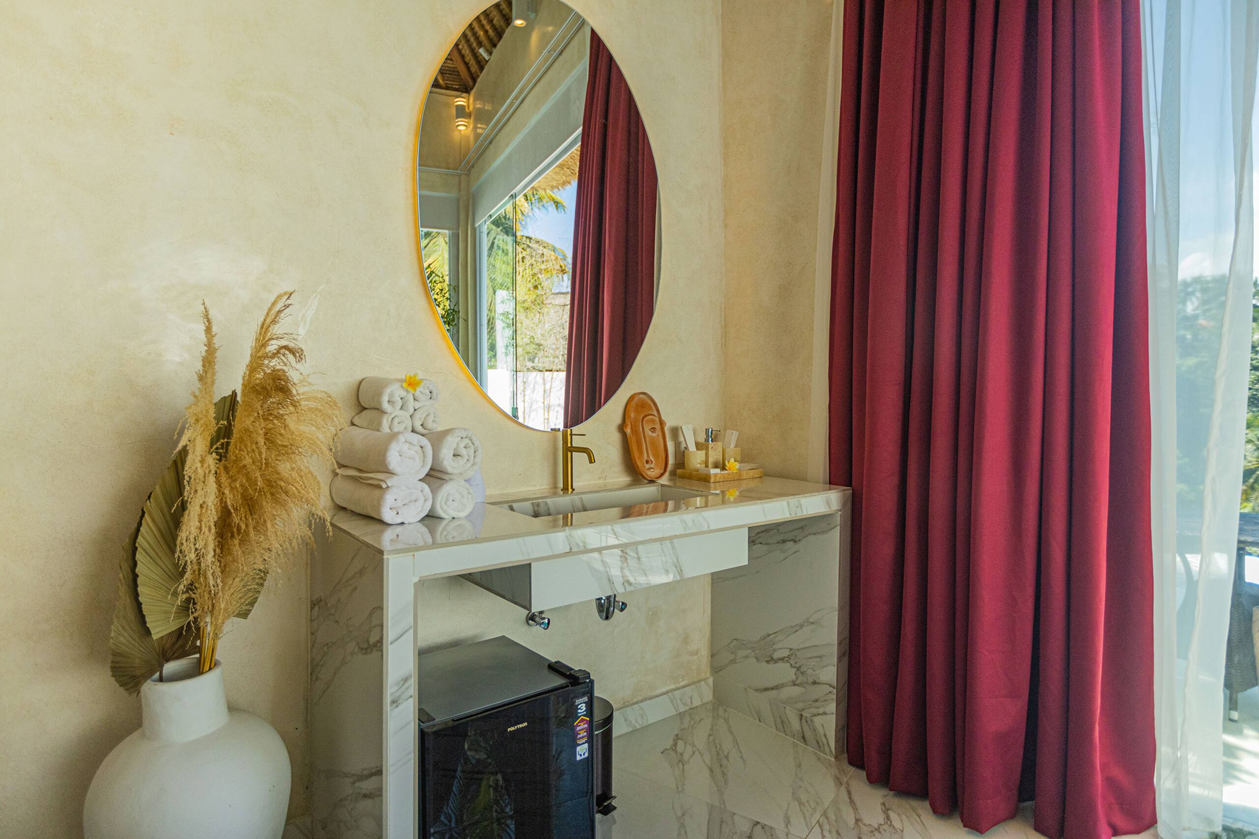 Viral Luxe Jungle Hideout @ VillaCellaBella 12