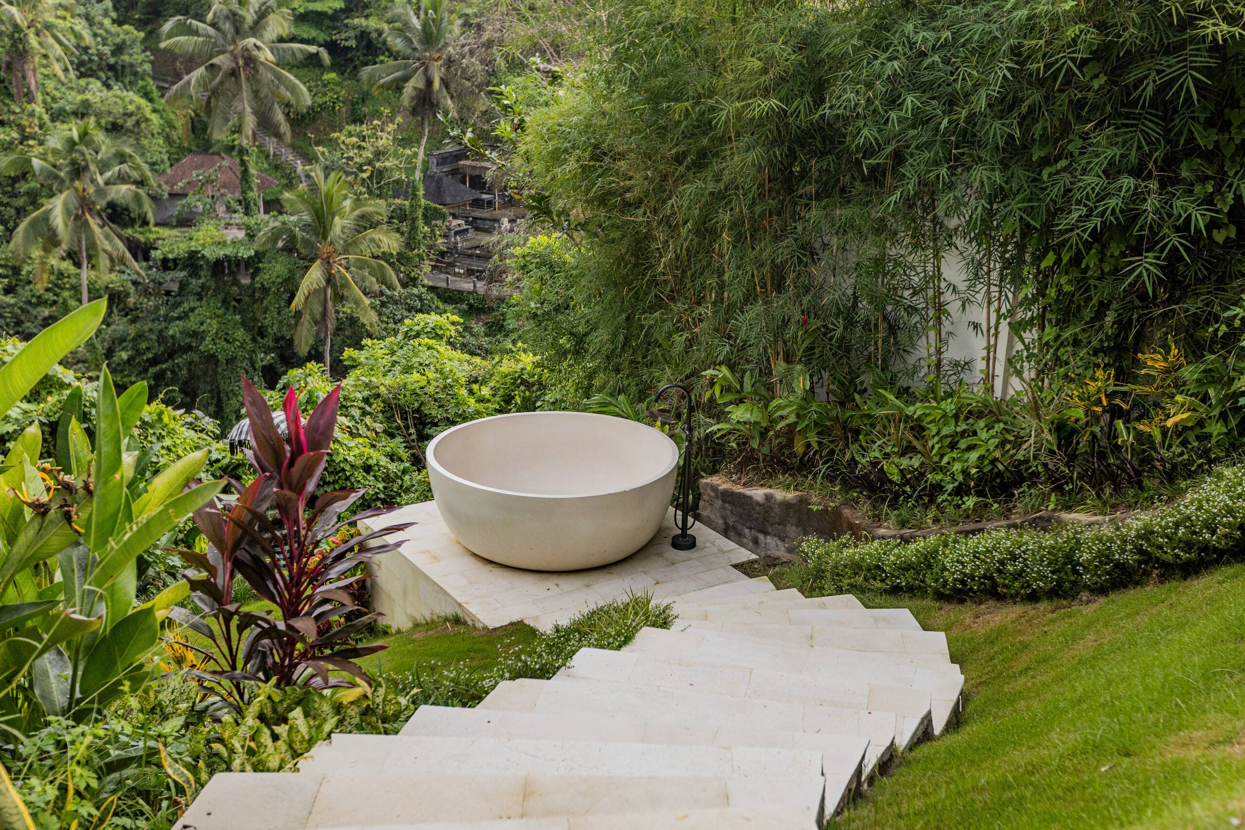 Viral Luxe Jungle Hideout @ VillaCellaBella 27