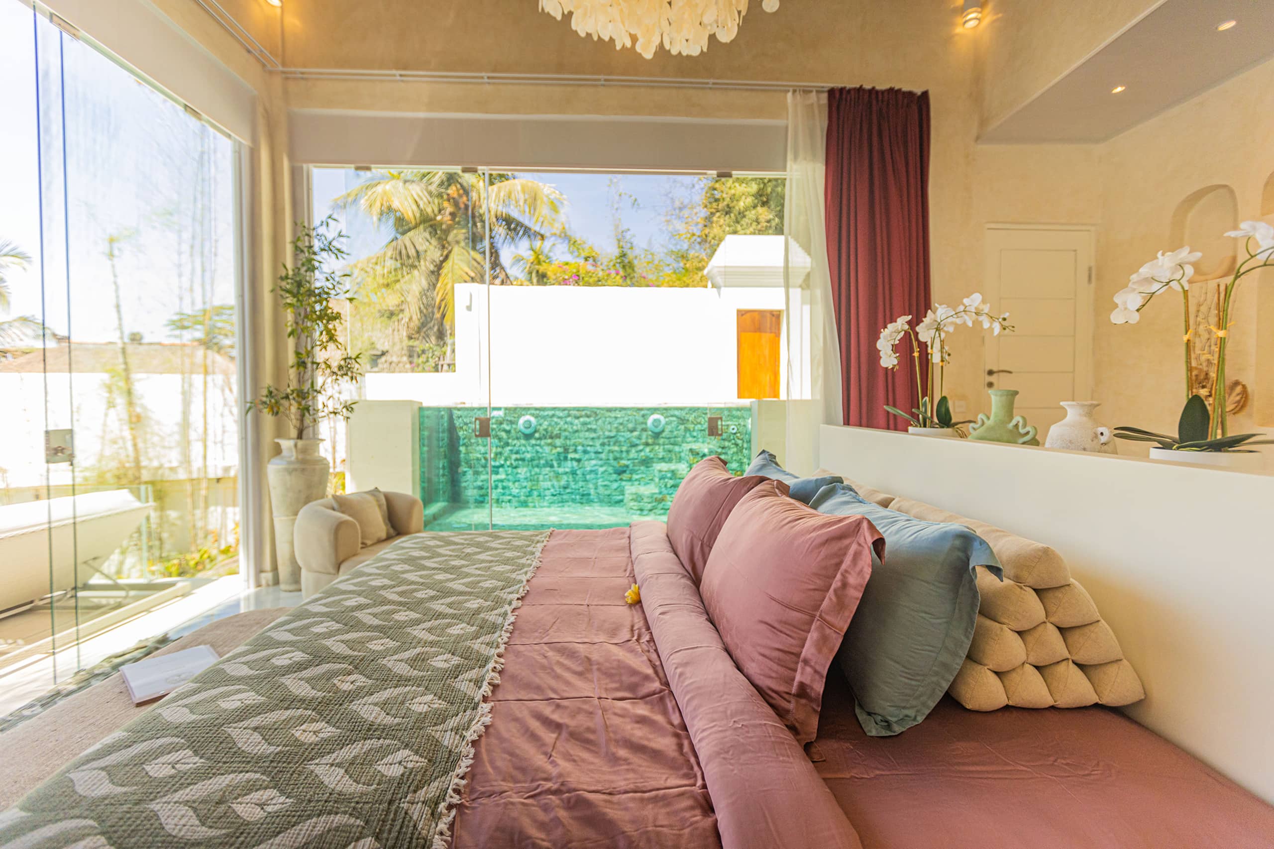 Viral Luxe Jungle Hideout @ VillaCellaBella 7