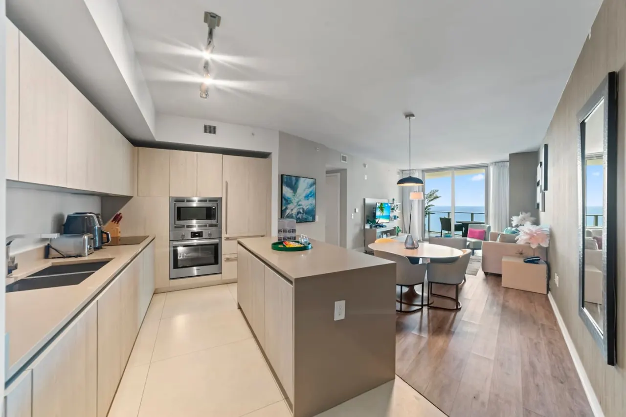 ※ Oceanfront Luxury Condo With WaterView ※ 8