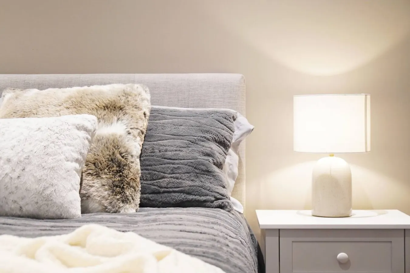 Airport & CBD Access 3BR + 2 Parking 14
