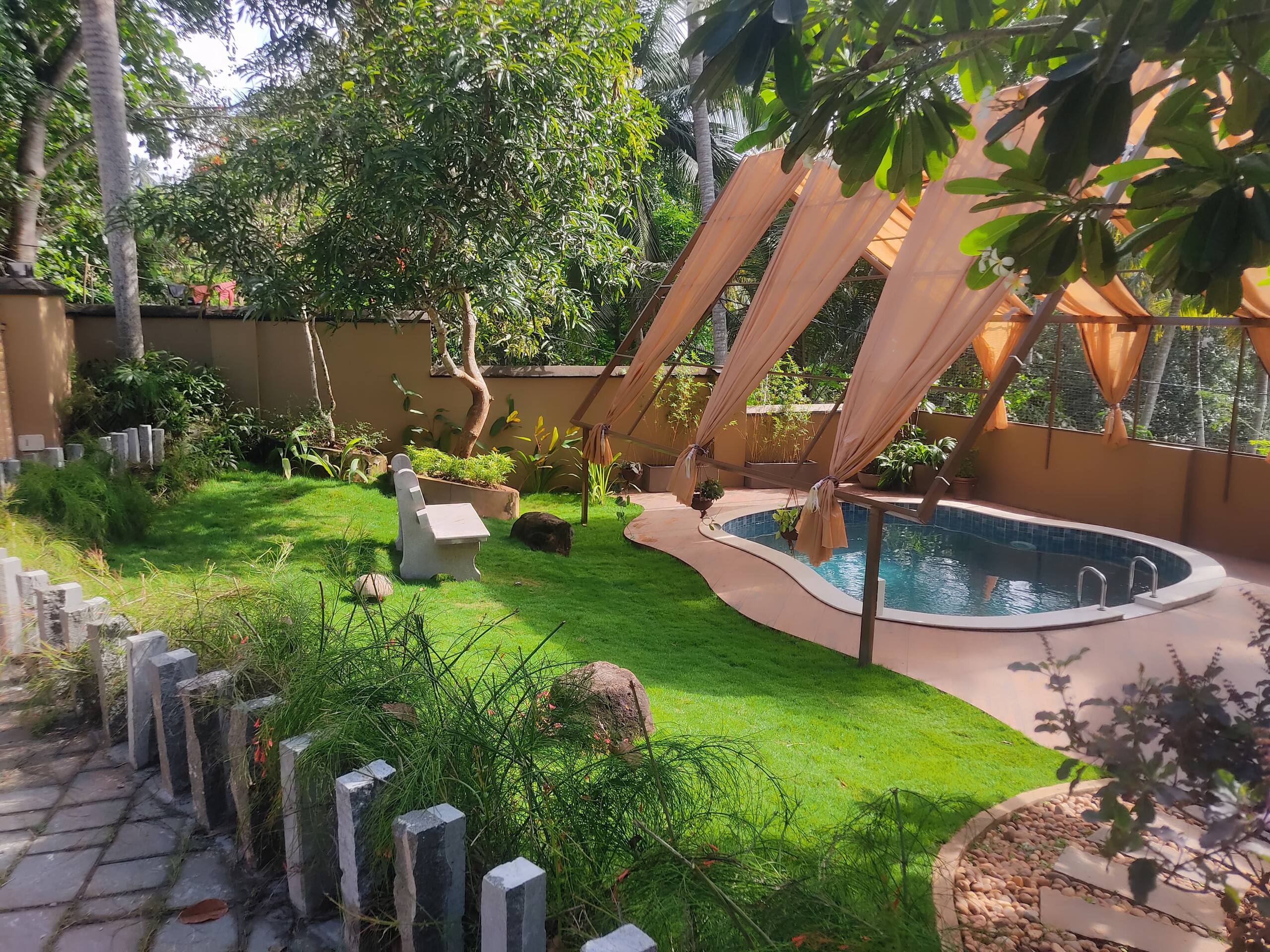 Cocoon Earth Home - Pool Villa Kovalam