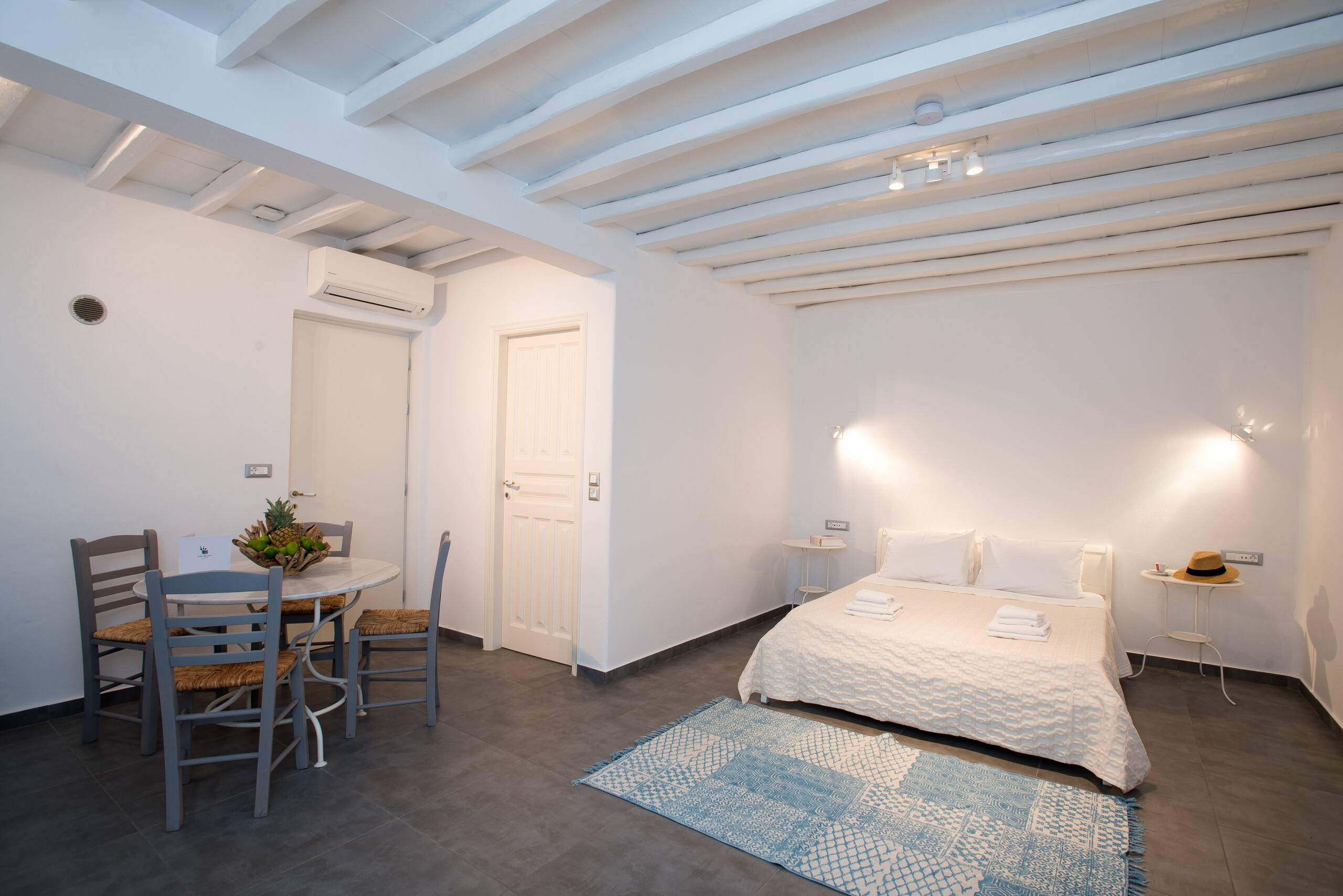 Villa Dimilia 33