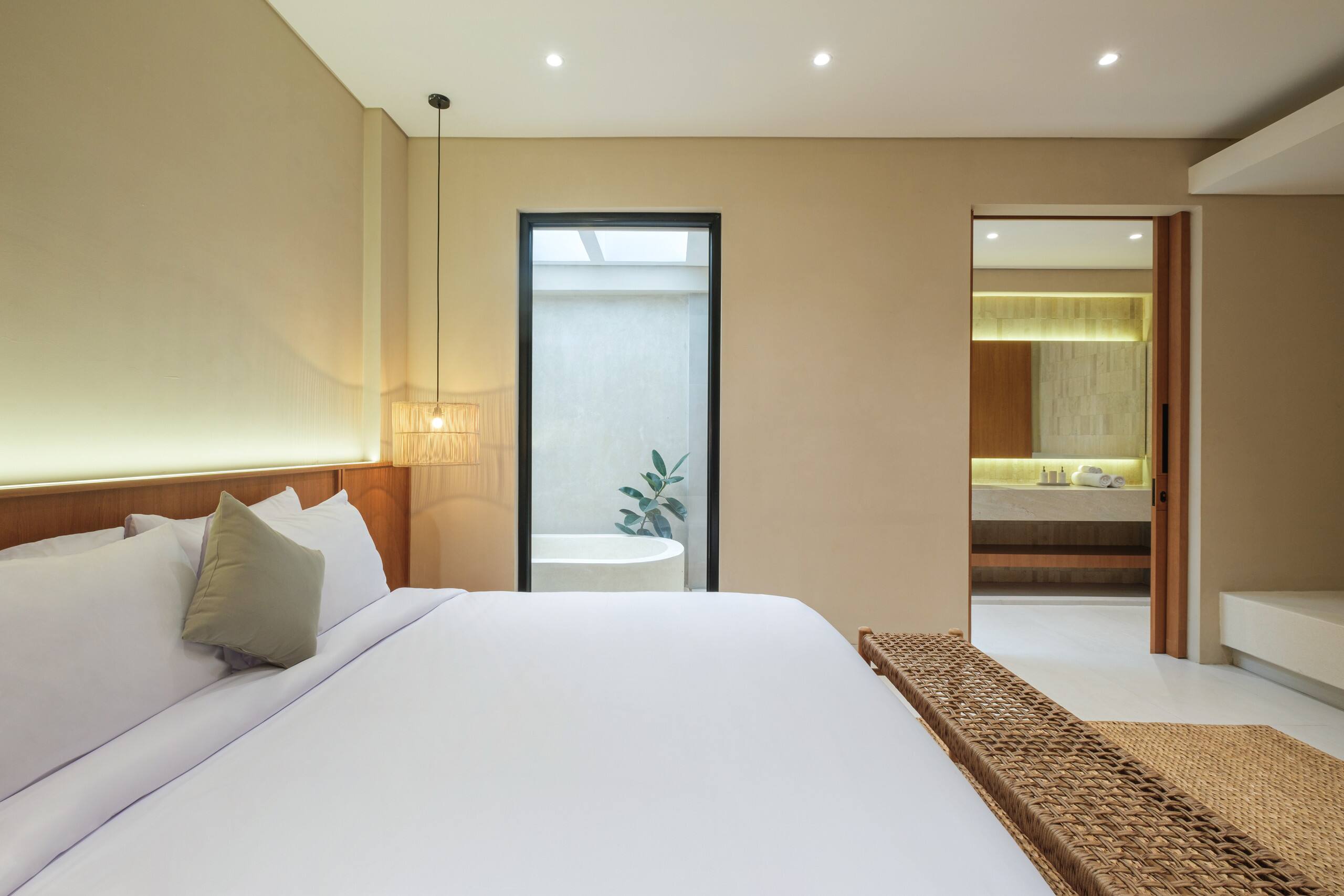 Modern 3BR Villa w/ Pool & Sunken Lounge Canggu 15