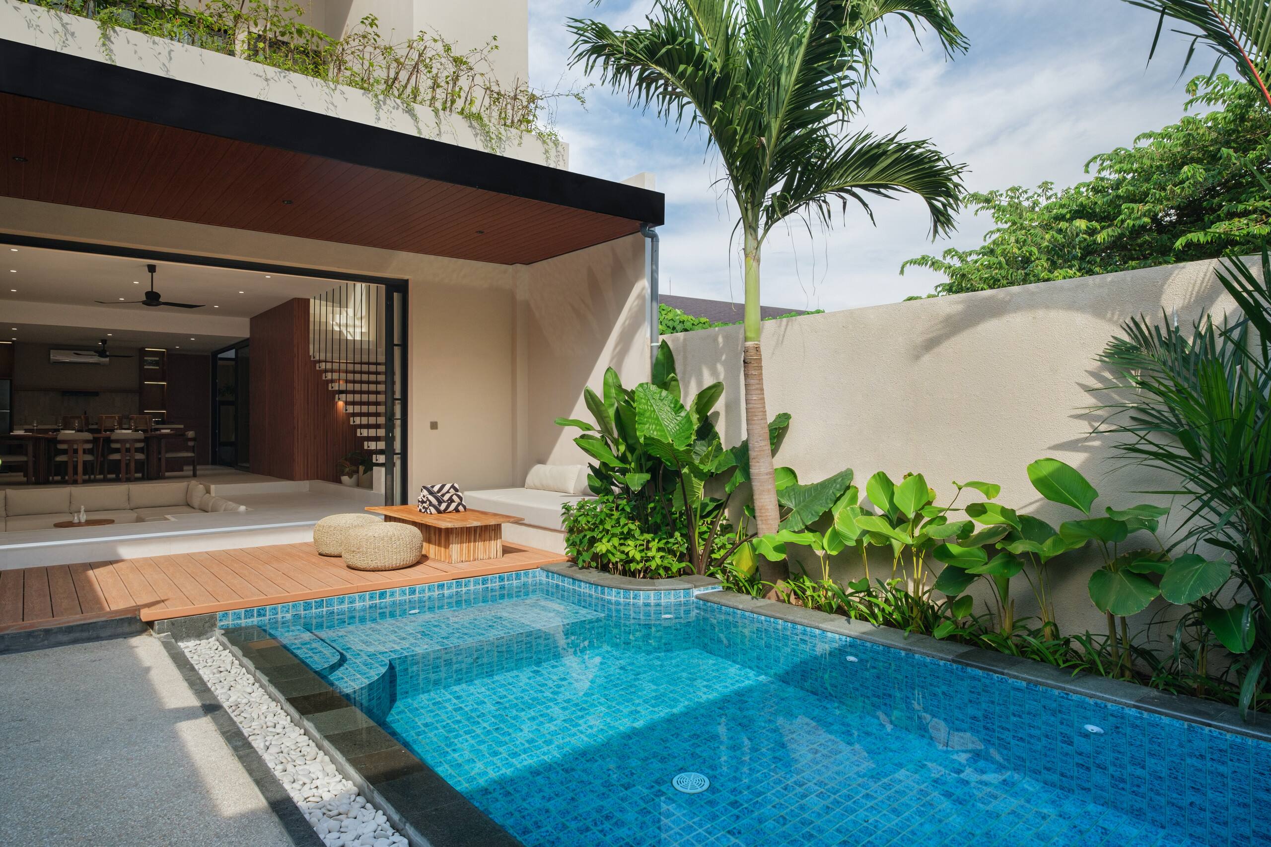 Modern 3BR Villa w/ Pool & Sunken Lounge Canggu — photo 3