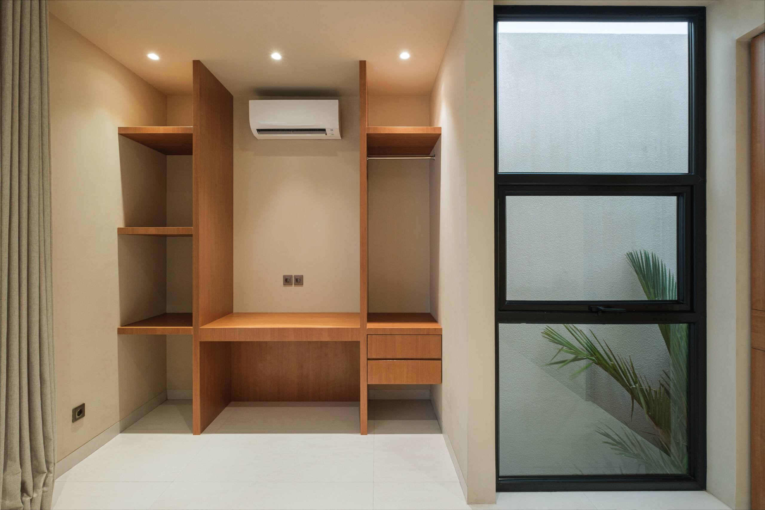 Modern 3BR Villa w/ Pool & Sunken Lounge Canggu 17