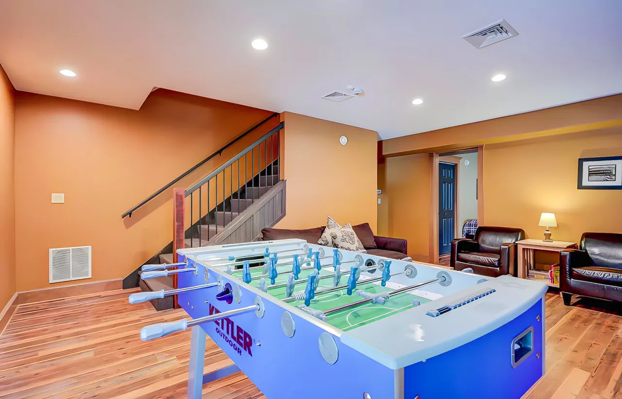 Dog-Friendly Retreat w/ Hot Tub + Firepit N Conway 12