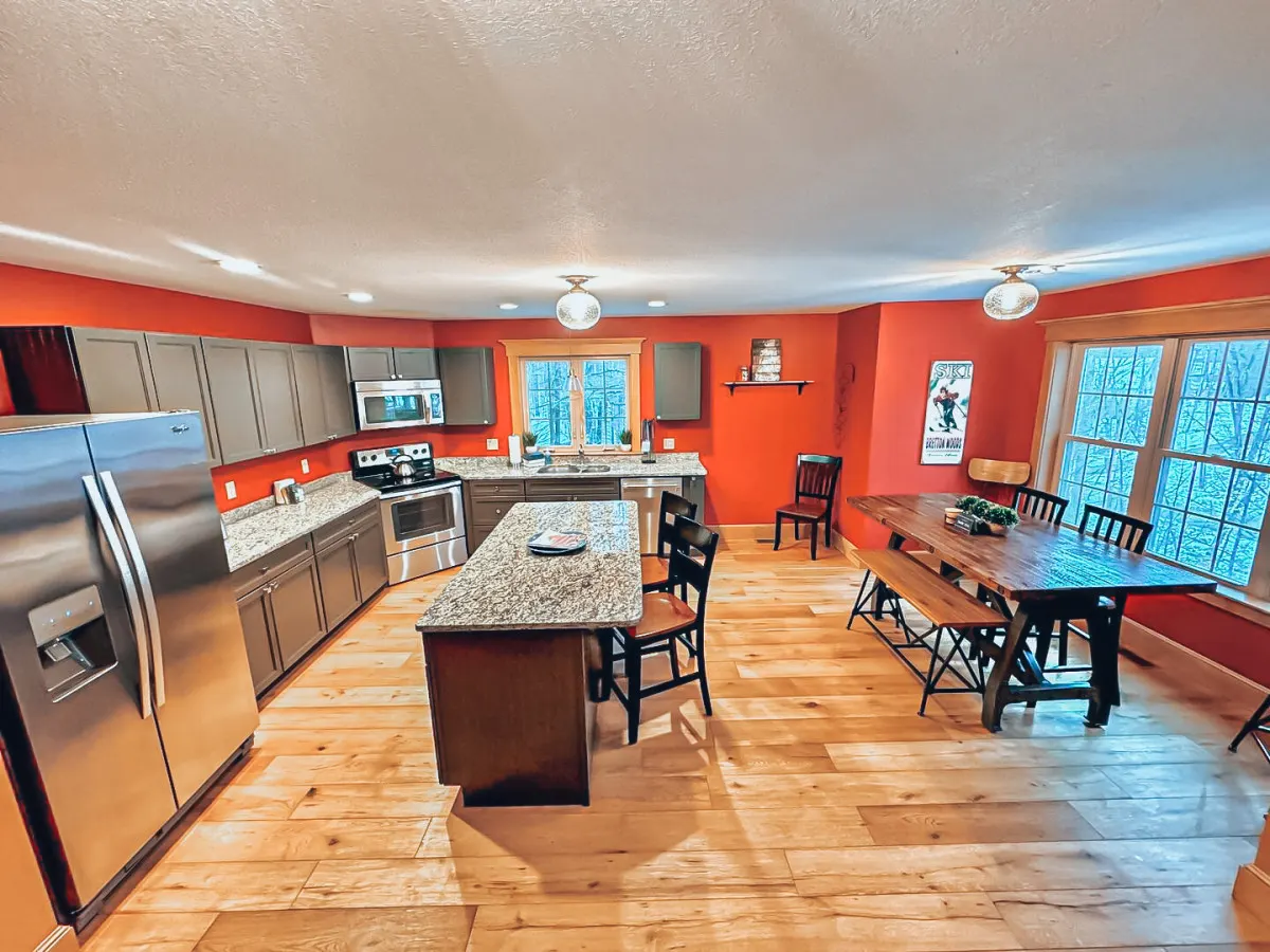 Dog-Friendly Retreat w/ Hot Tub + Firepit N Conway 6