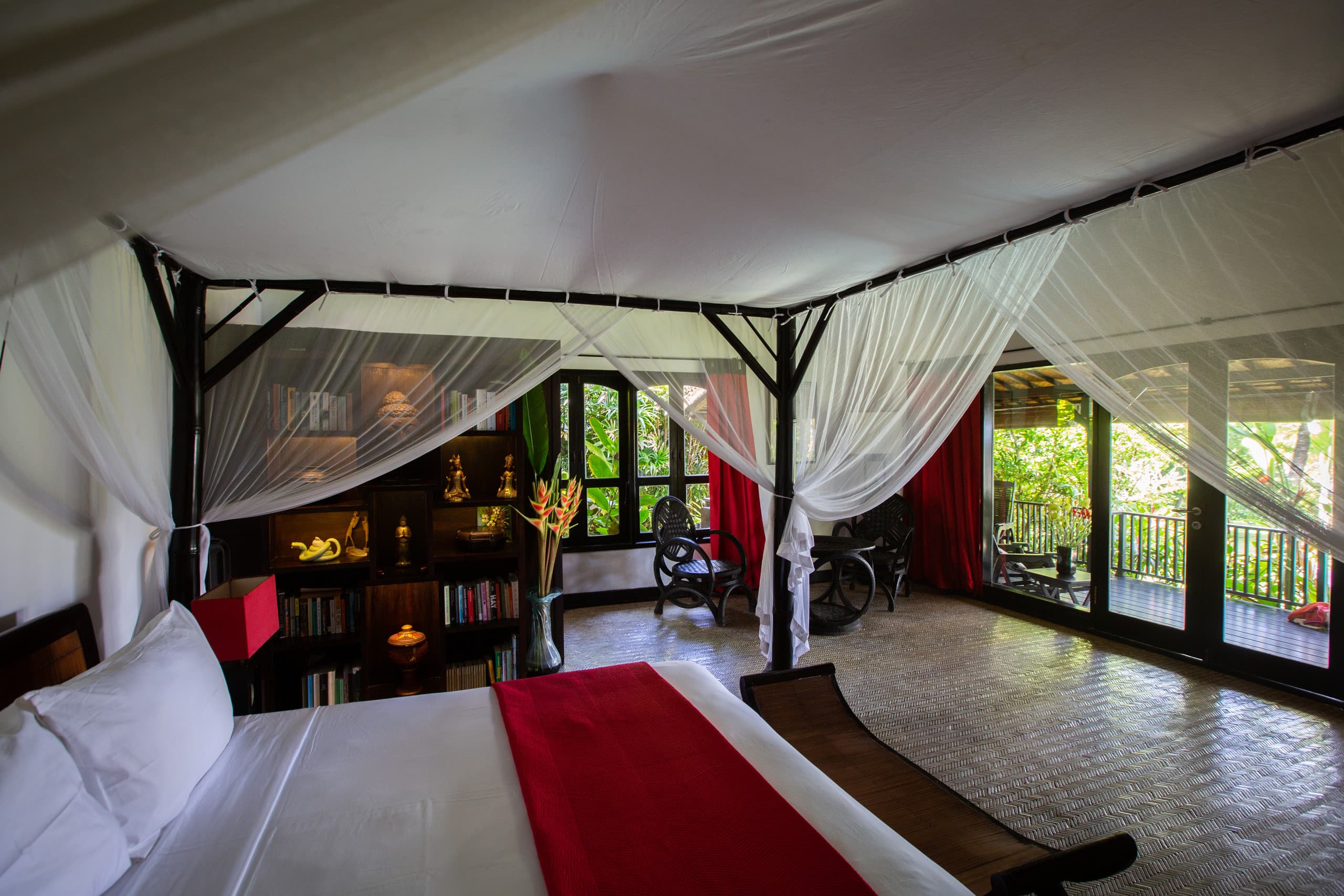 Bali Villa Sansil - Seseh Beachfront Paradise 24