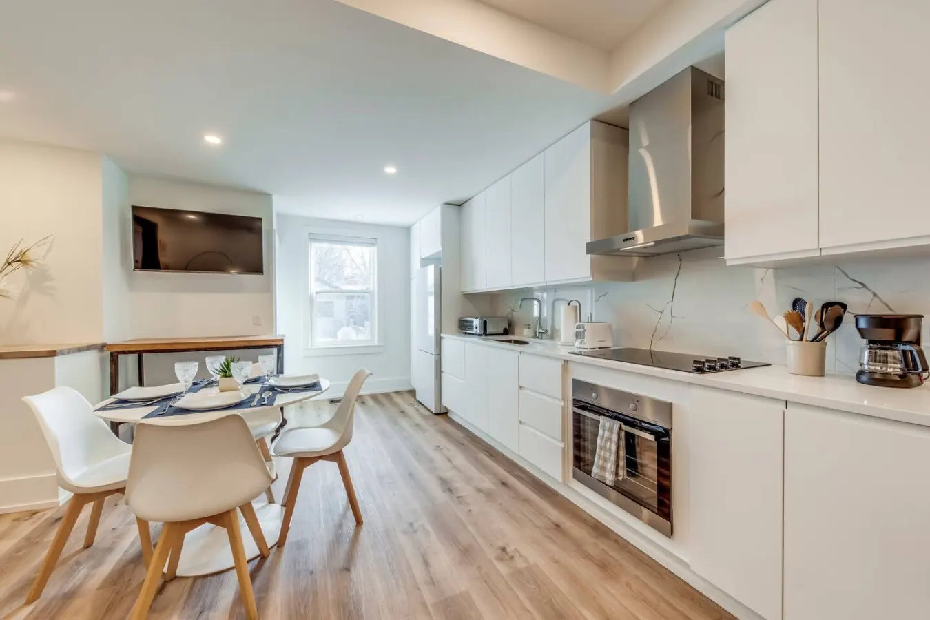 Designer 1BR Retreat Steps to Little Italy 11