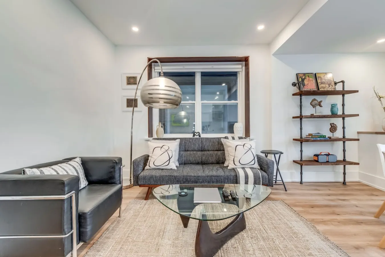 Designer 1BR Retreat Steps to Little Italy 15