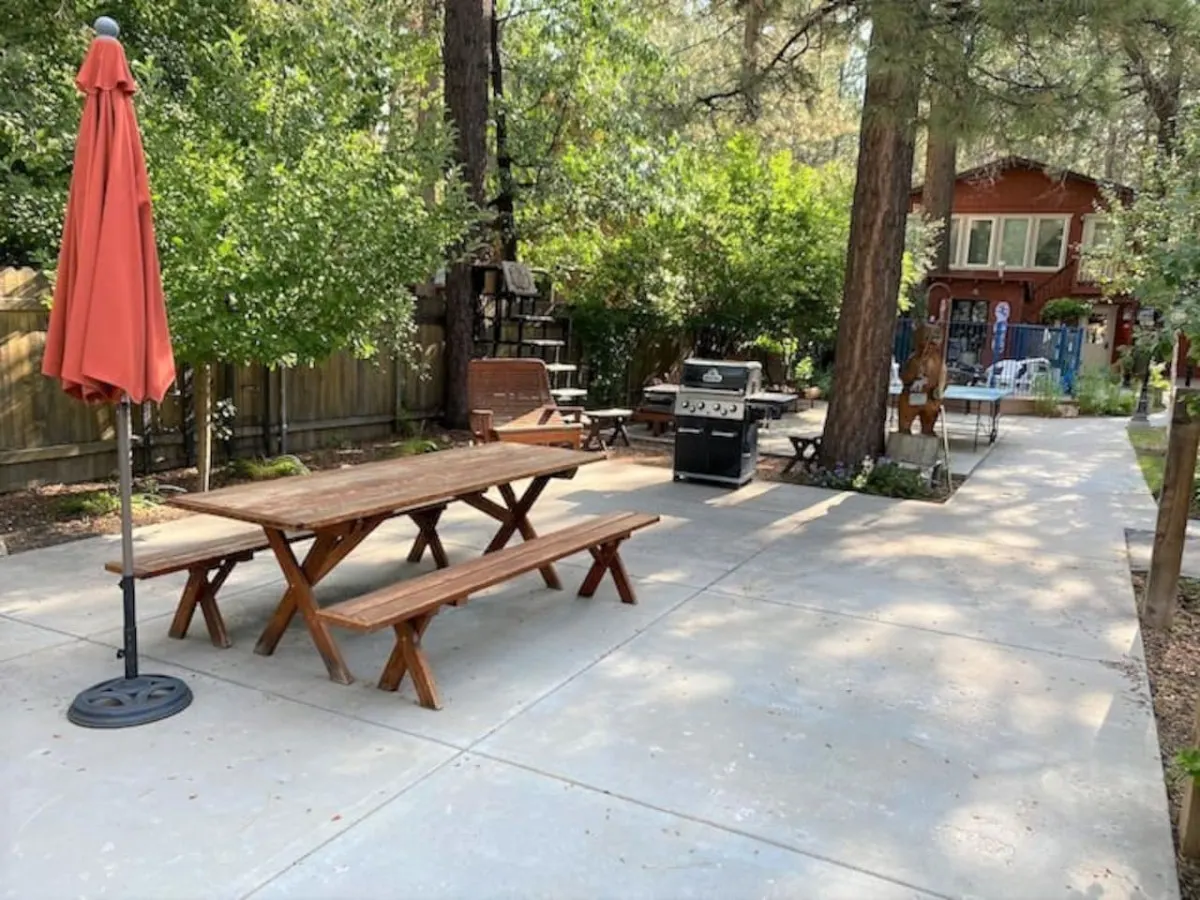 Charming Timber Haven Lodge (1BRM-4guest) Cabin #2 7