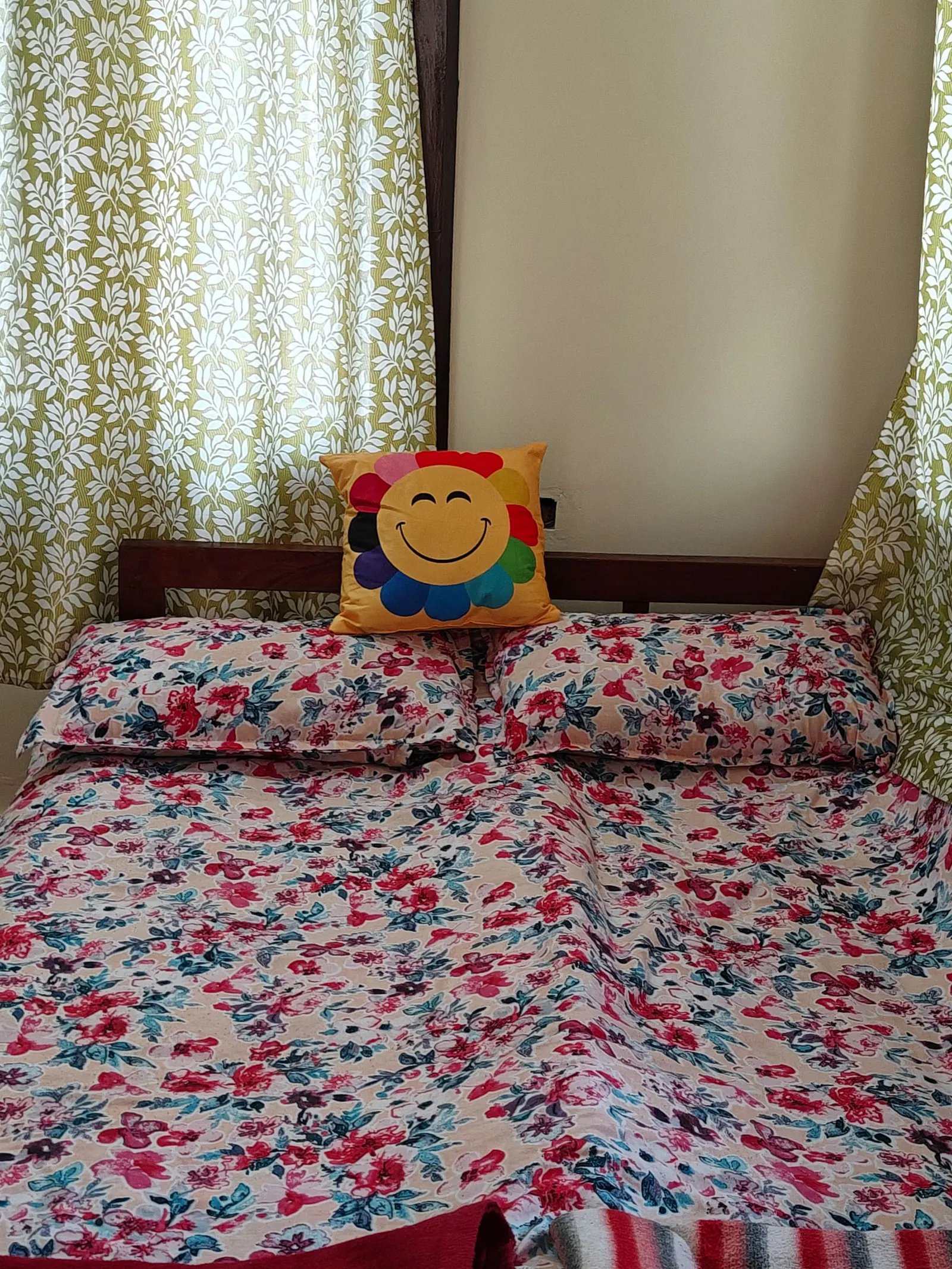 Roopa Studio – Cozy Stay with Open Terrace 11