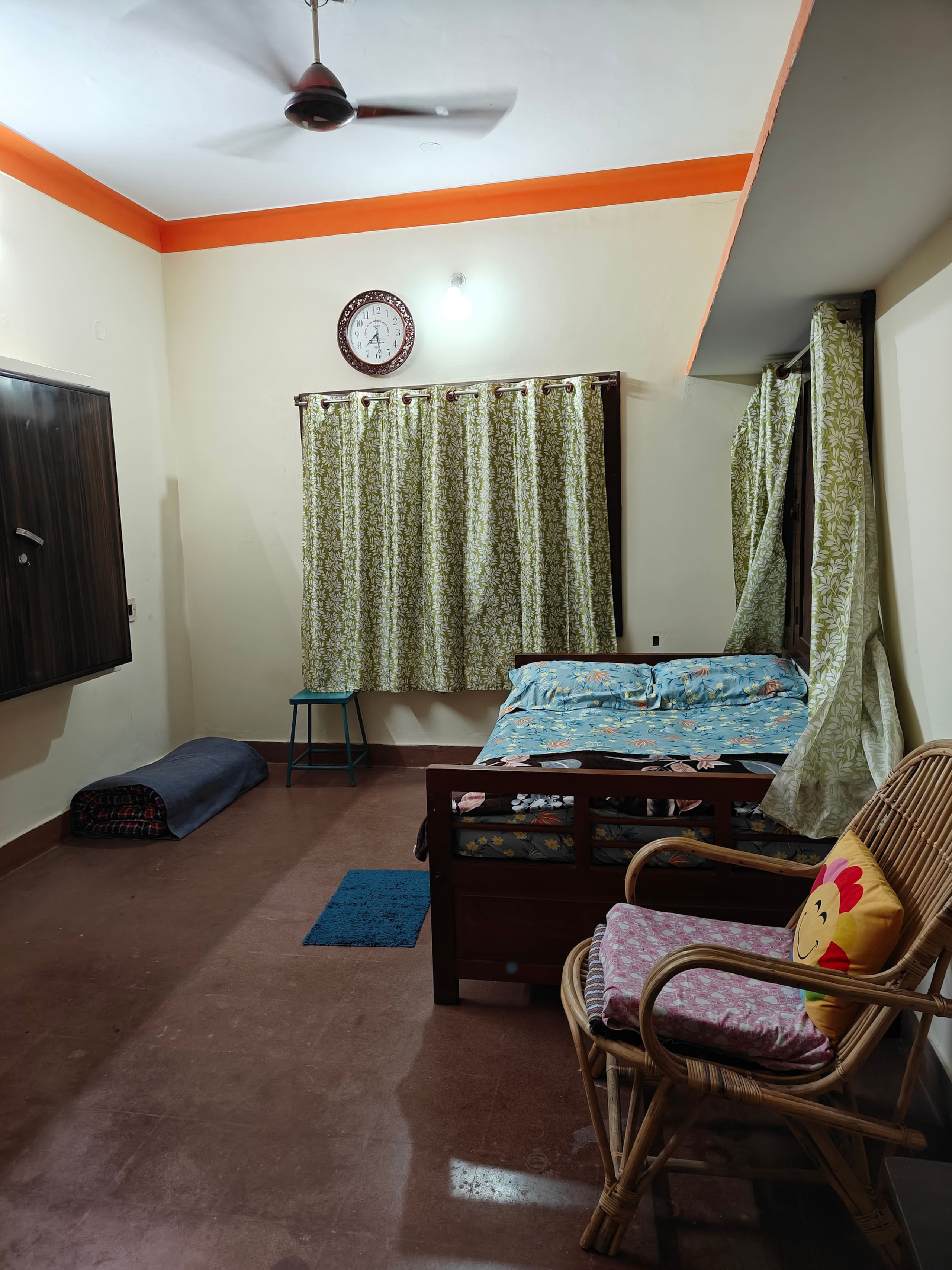 Roopa Studio – Cozy Stay with Open Terrace.