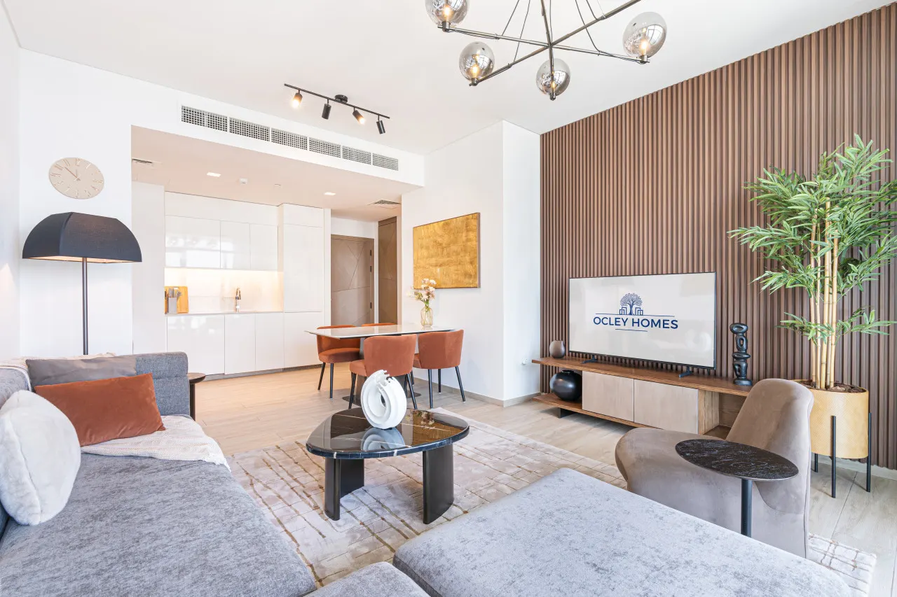 Stunning Home in Palace Residences on 41st Floor 10