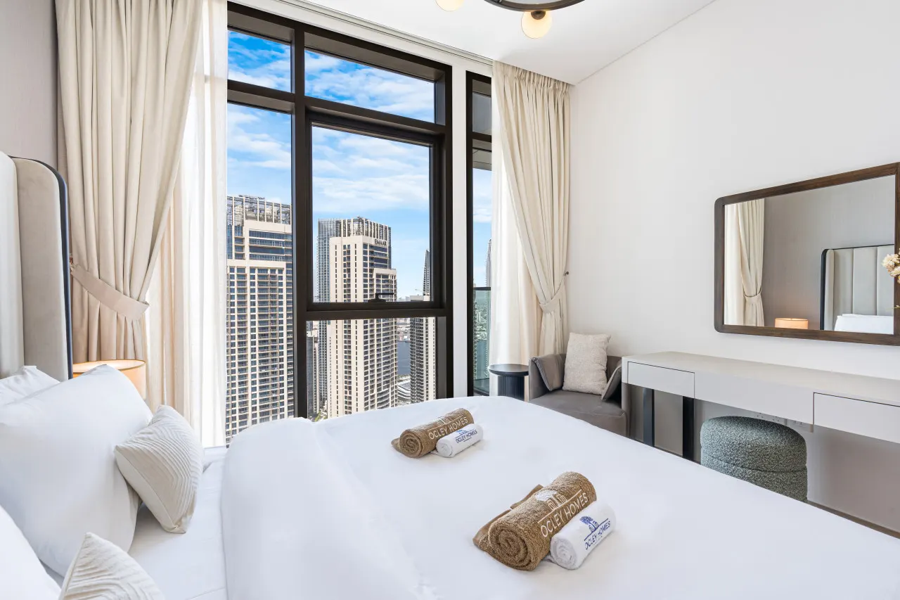 Stunning Home in Palace Residences on 41st Floor 13