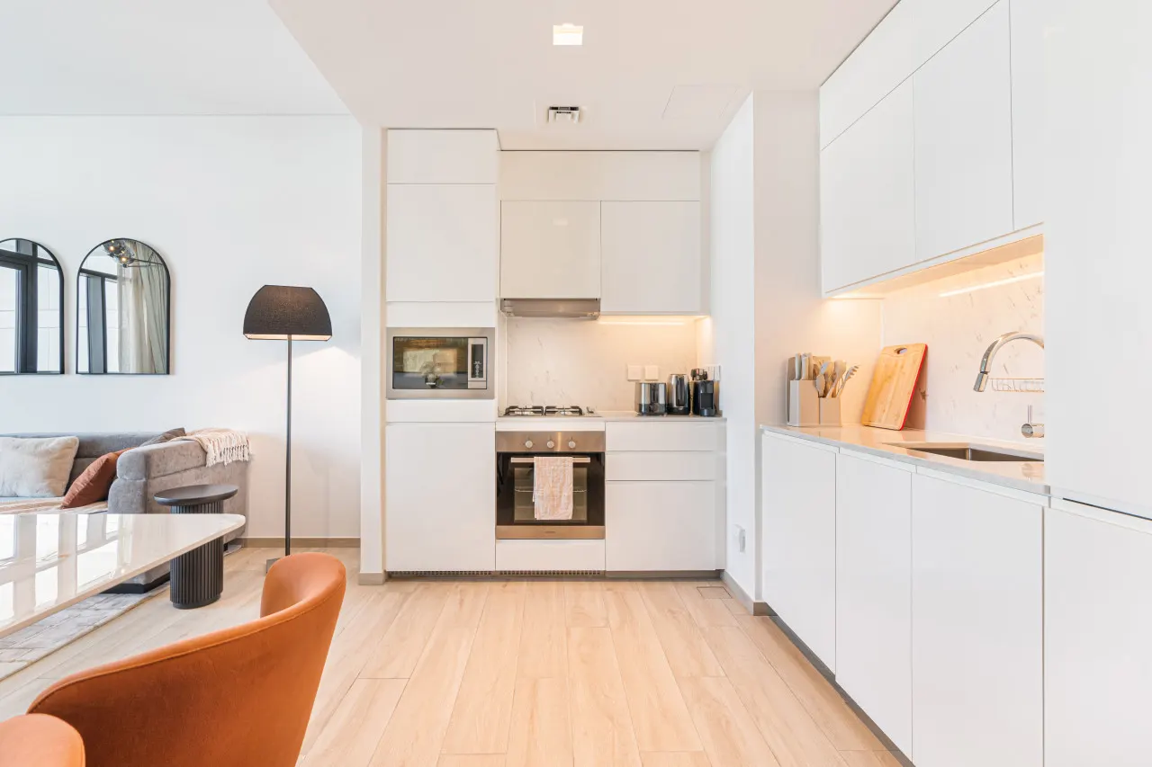 Stunning Home in Palace Residences on 41st Floor 8