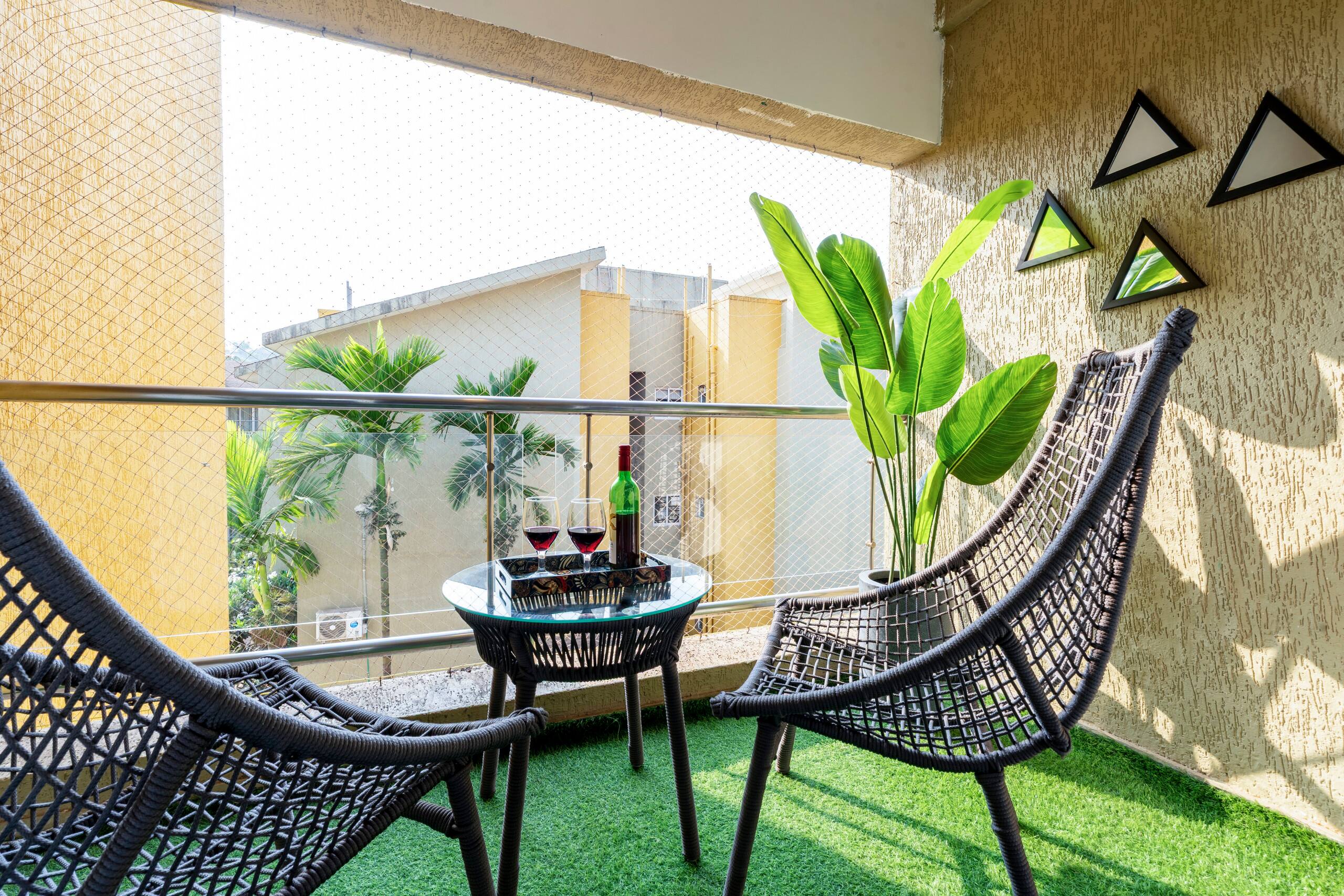Whiteden by Alpha stays Goa. Anjuna/Vagator 16