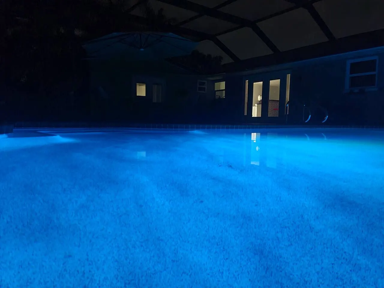 IMG Retreat Heated Pool 4BR 19