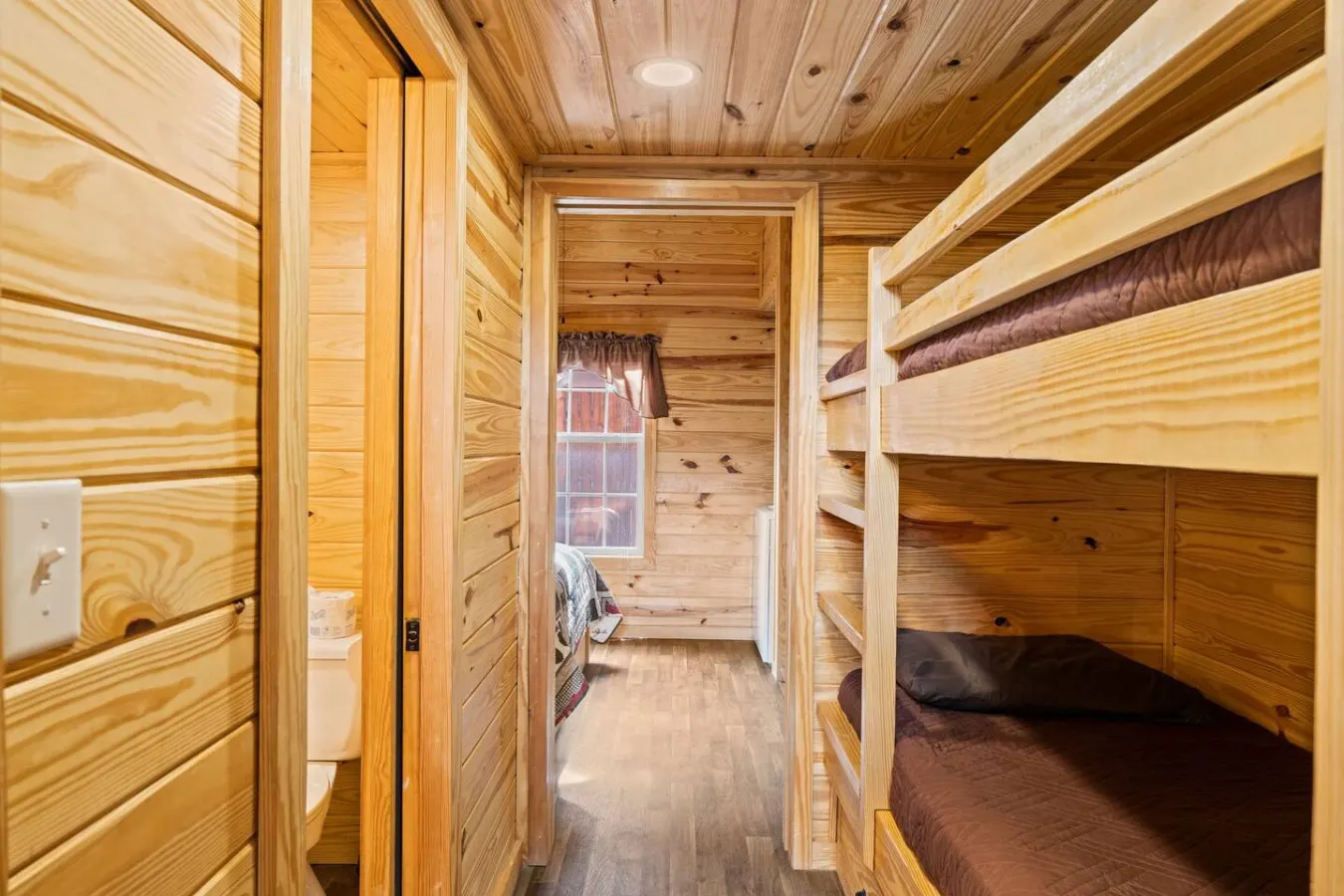Riverfront Cabin Deck, Fire Pit & Near Smokies 14