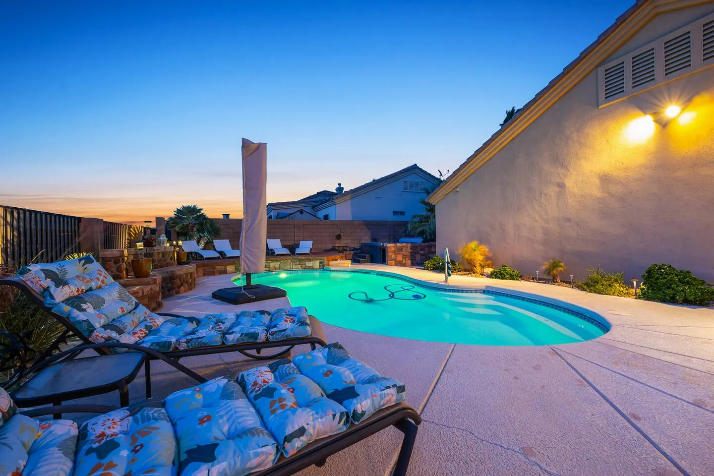 Heated Pool Garage Arcade Spa 3bd Sleeps 8 2