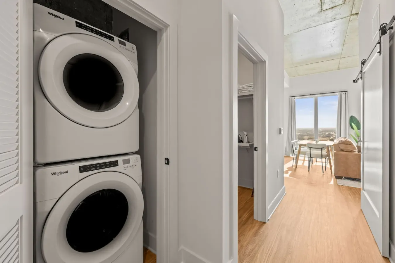 Channelside Tampa 1BR Gym, Pool, Parking 18
