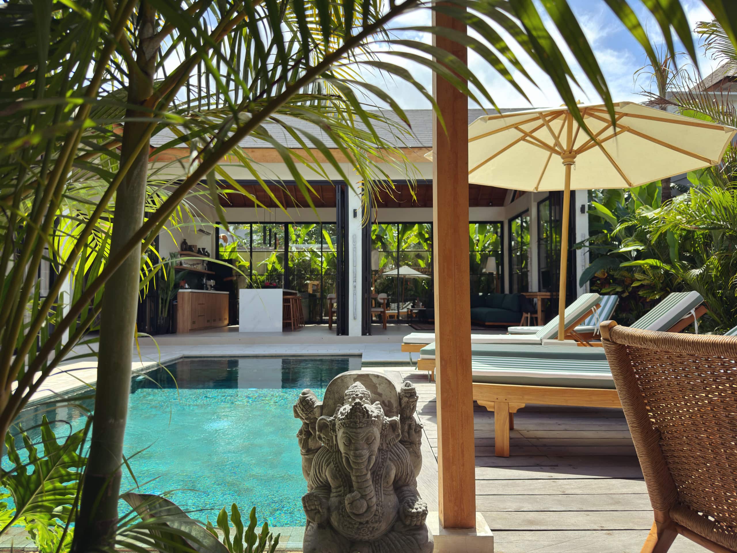 3BR Private Pool Villa • Walk to Beach & Seminyak