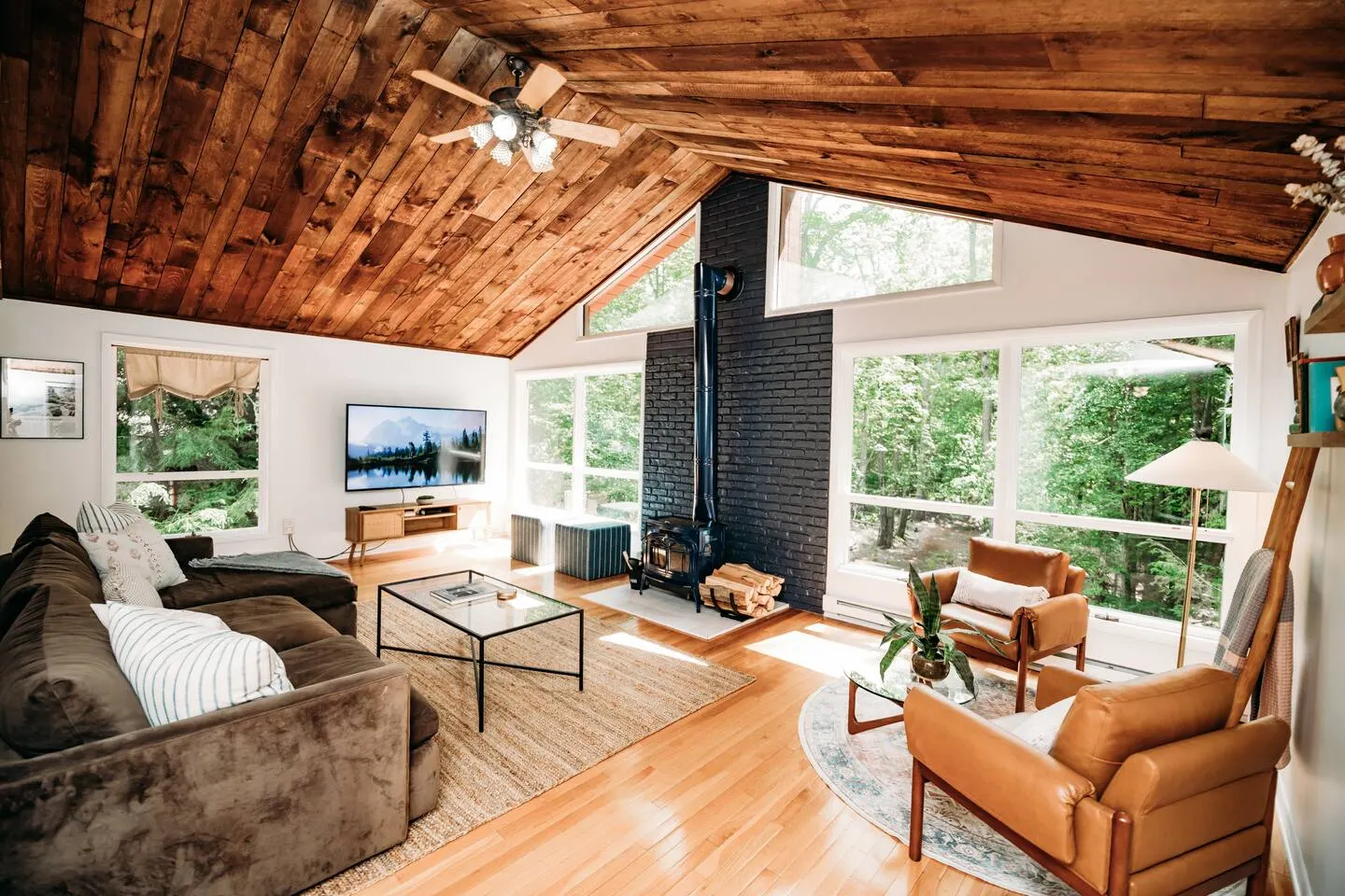 Riverfront FirePit! HotTub-Pool-Beaches-Gameroom 10