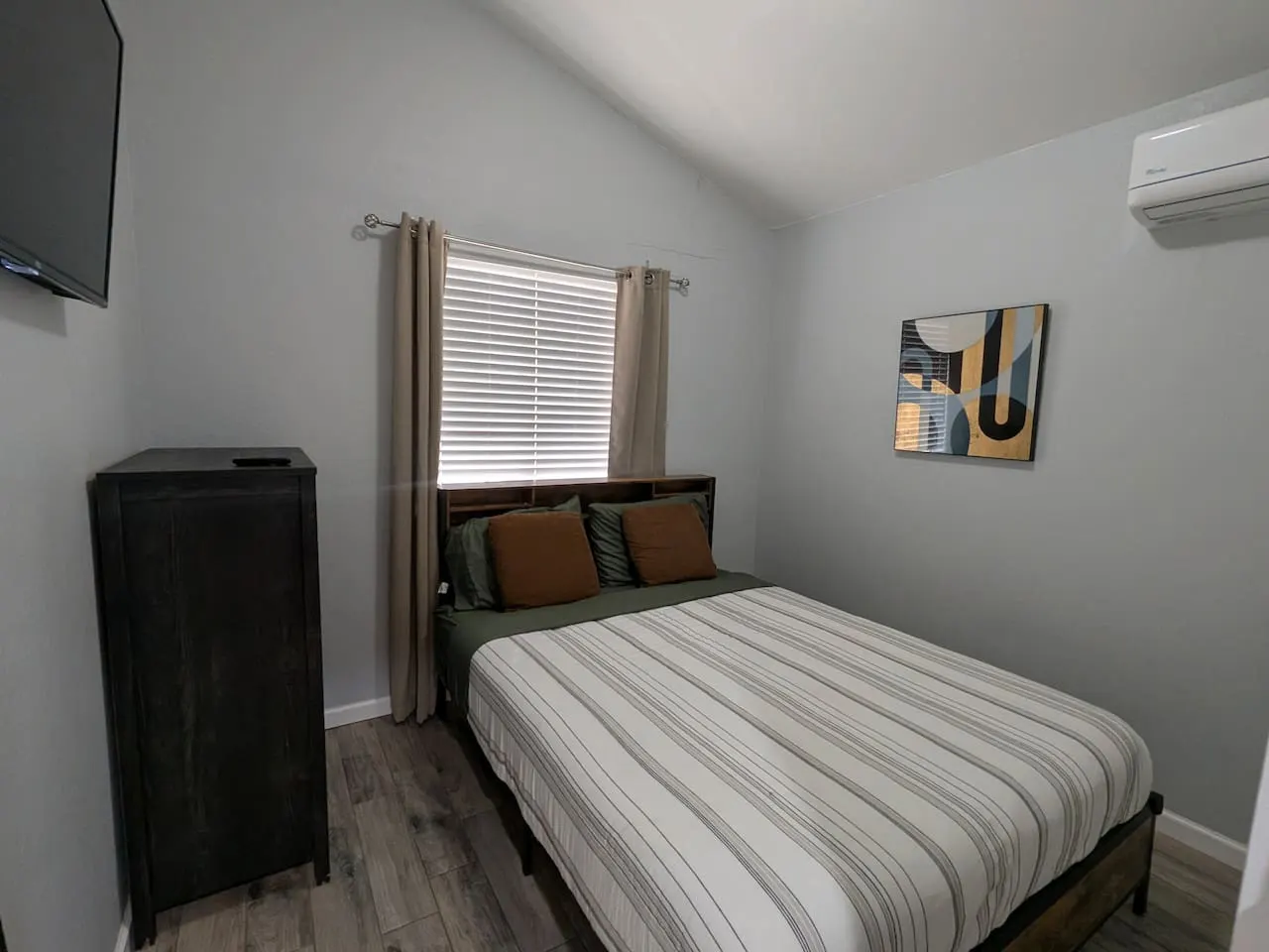 Stylish 3BR Pet-Friendly Home in Chandler 12