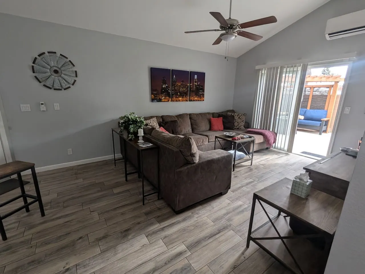 Stylish 3BR Pet-Friendly Home in Chandler — photo 3