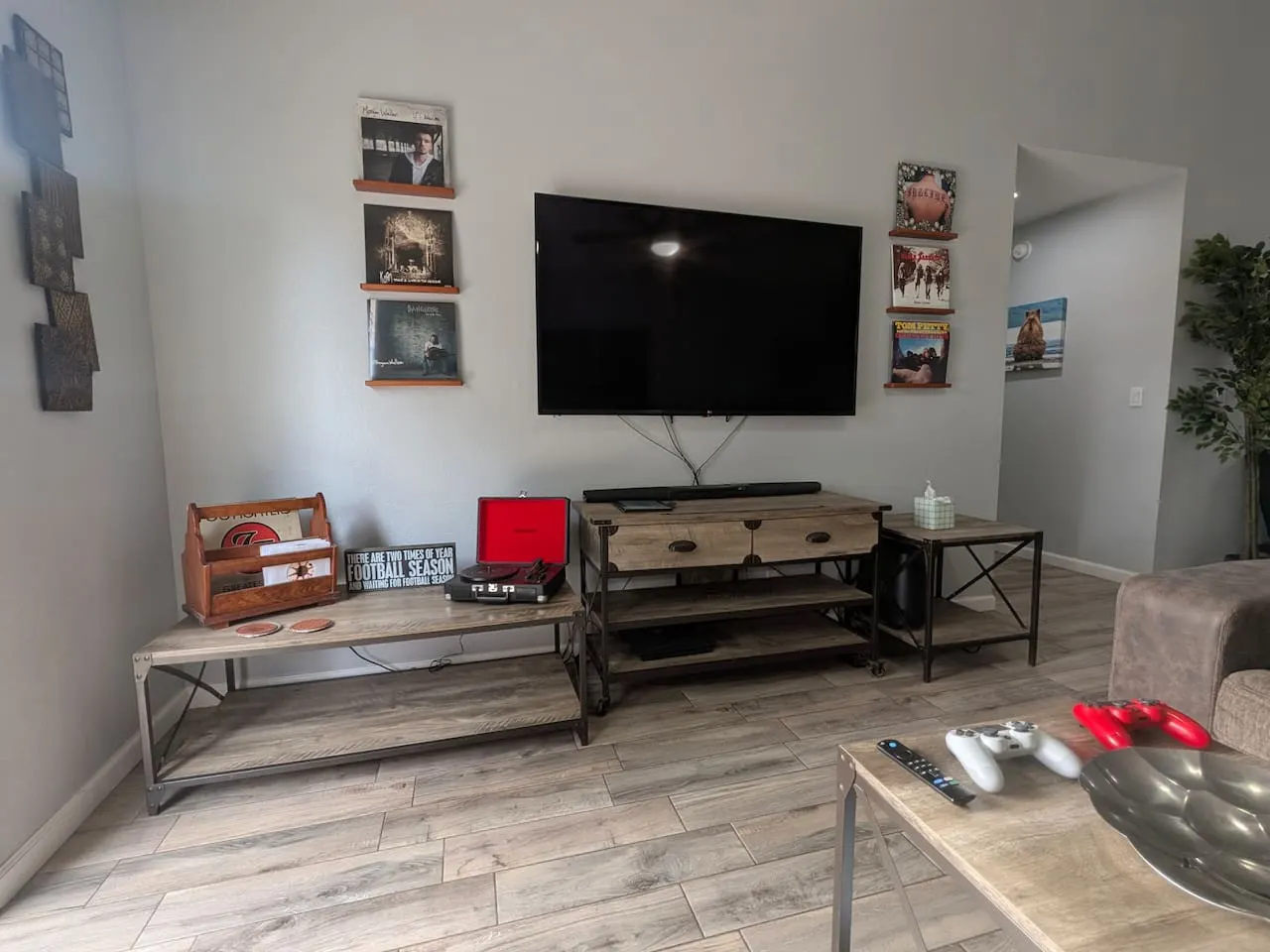 Stylish 3BR Pet-Friendly Home in Chandler 6