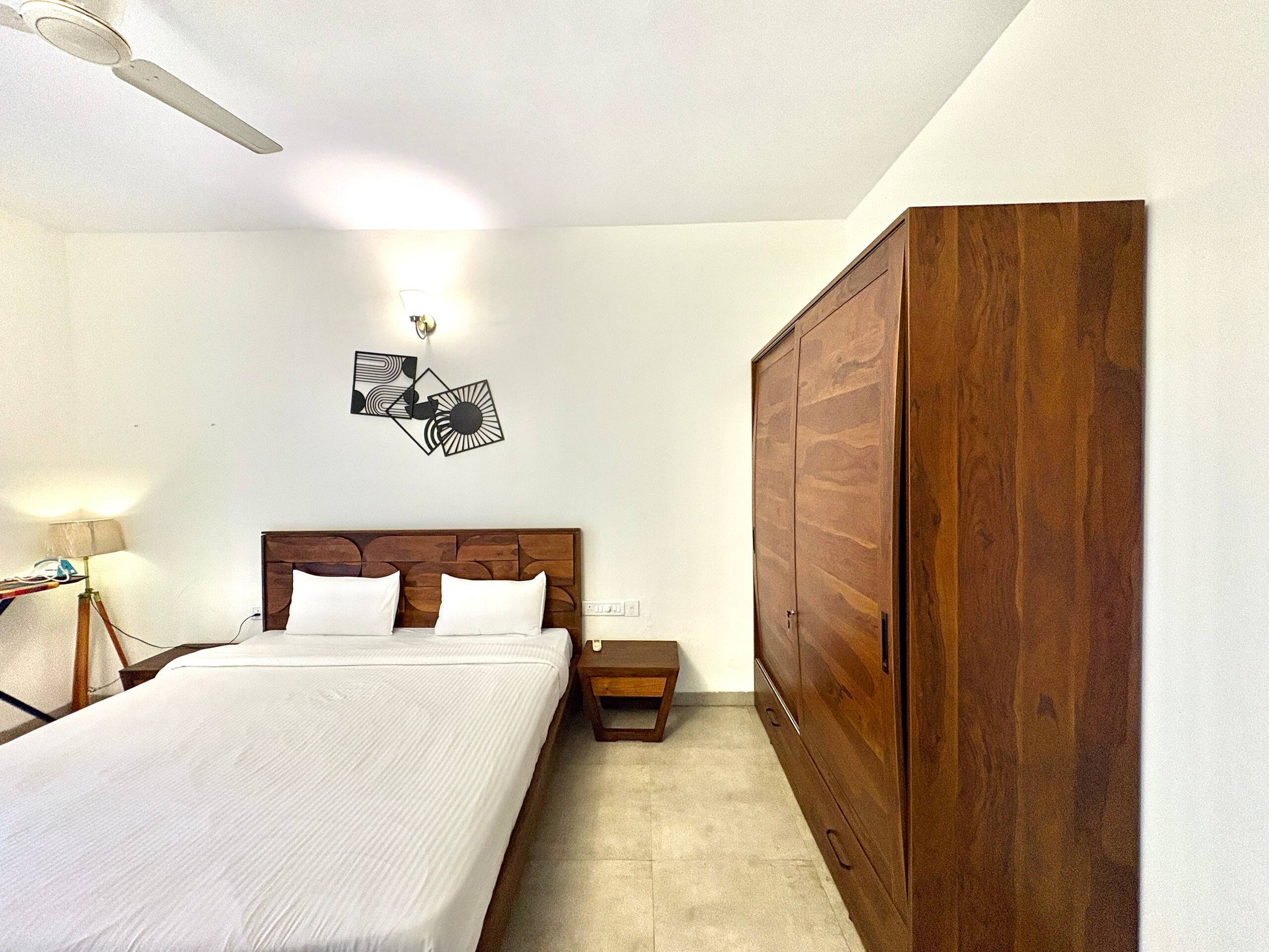 Panoramic Sea View 2BHK | Nr. Casinos | Mirashya 22