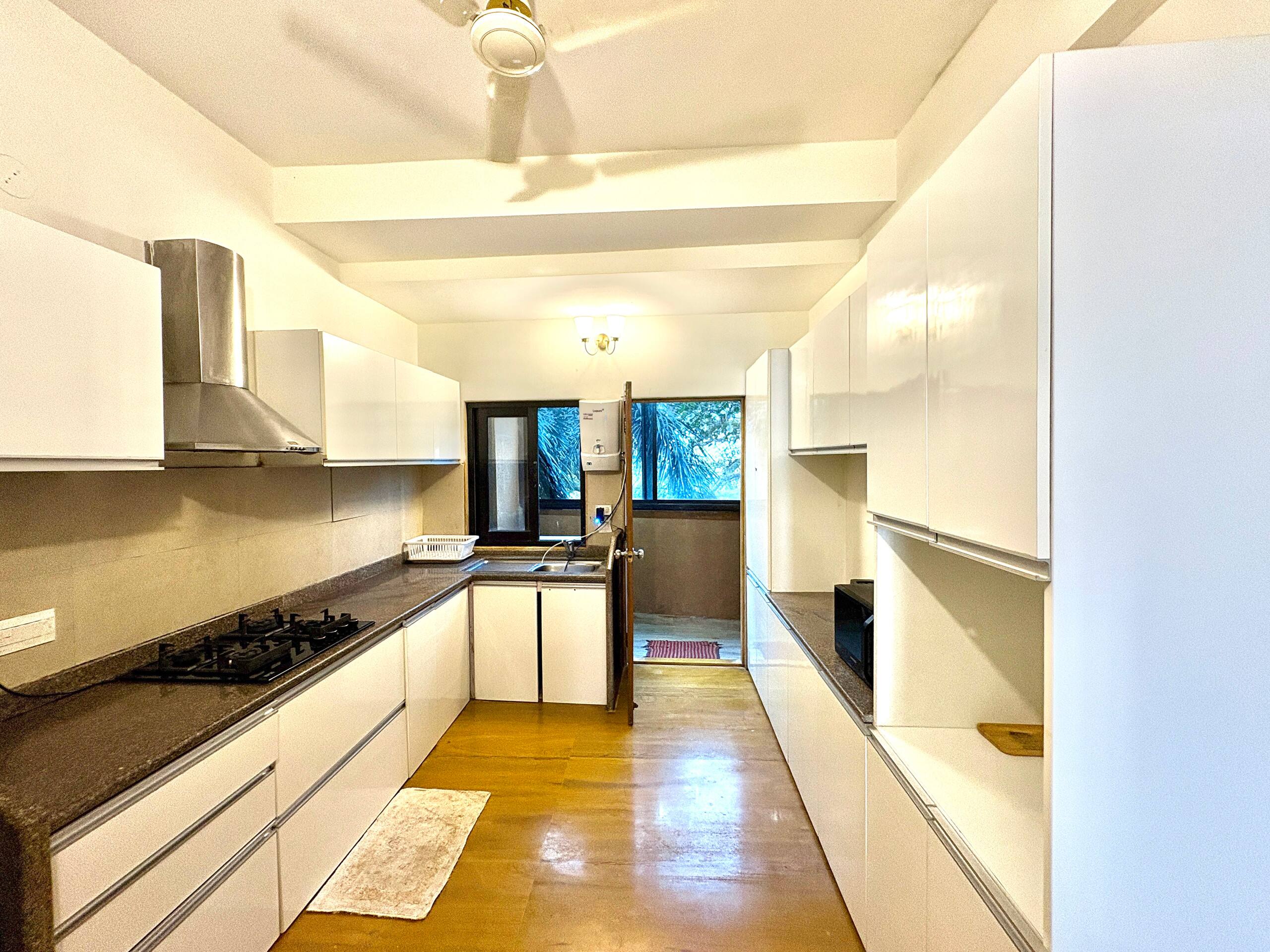 Panoramic Sea View 2BHK | Nr. Casinos | Mirashya 12