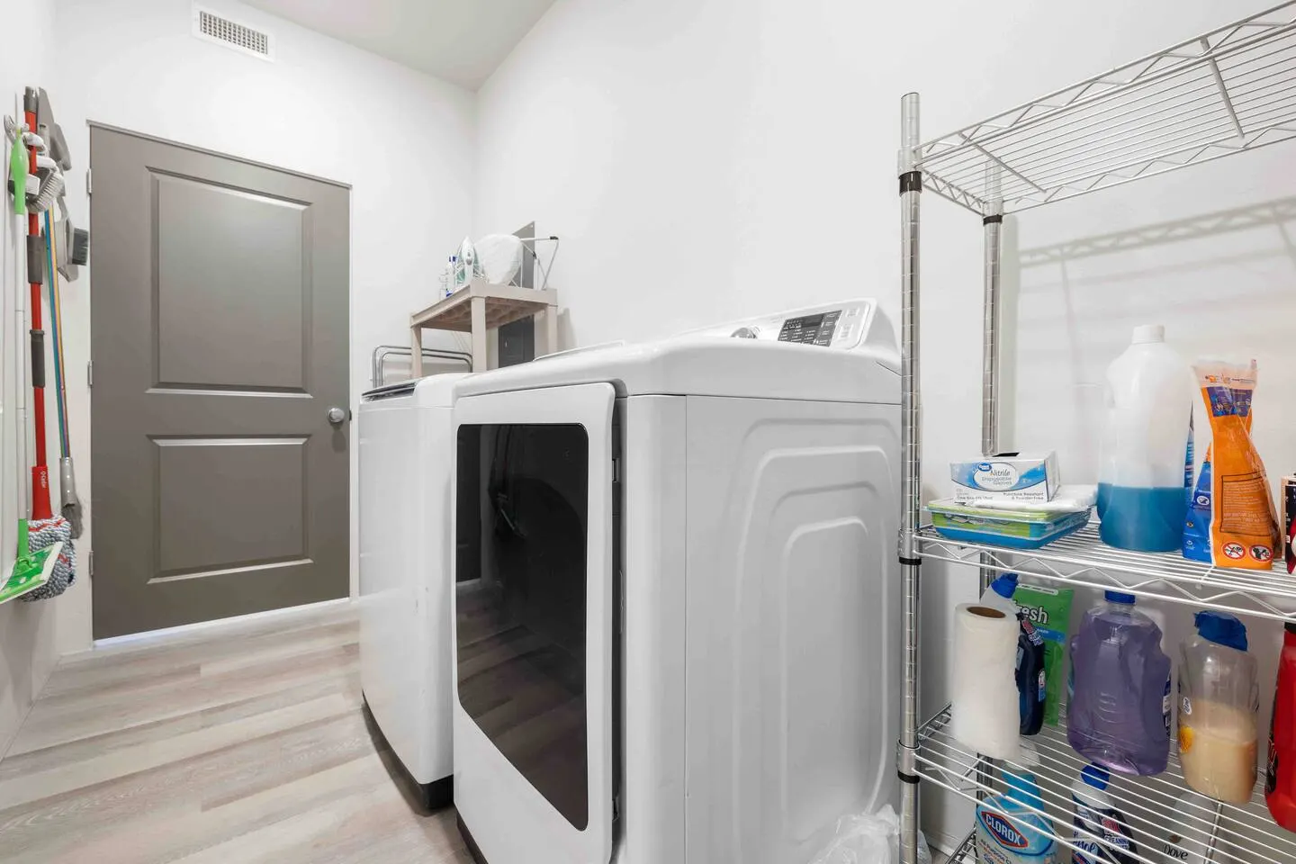 True Badger Honey Haven+Laundry+24/7Gym 16