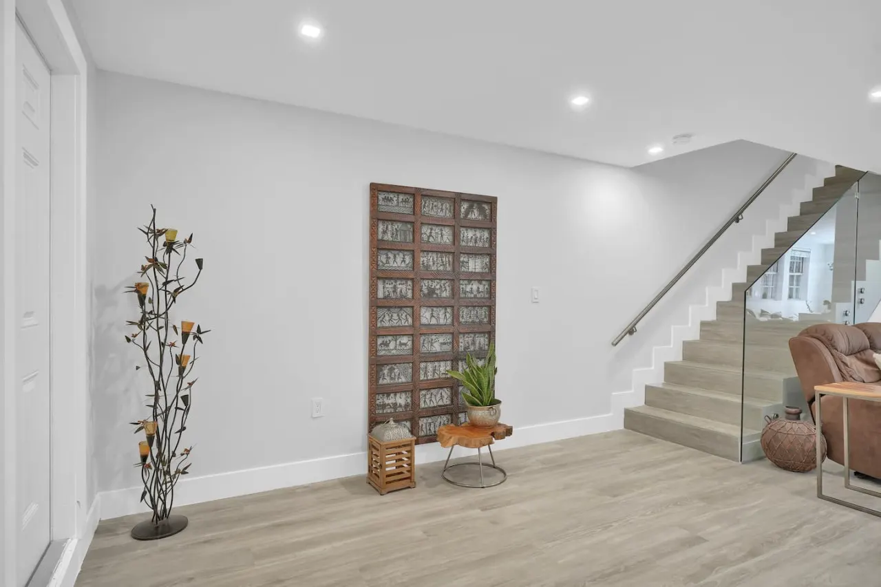SF Home Away From Home in Coconut Grove 11