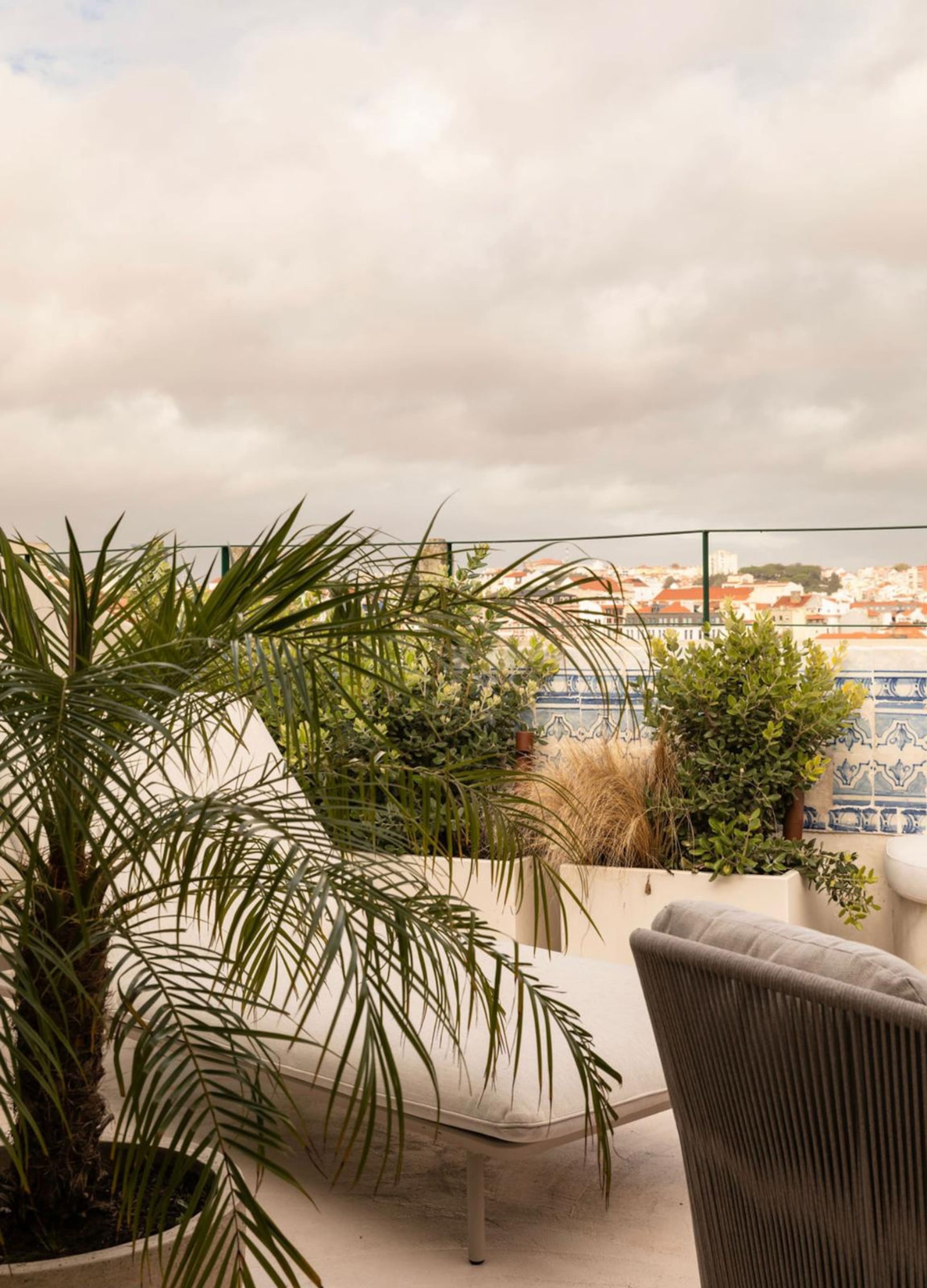 Lisbon Lux Penthouse 24