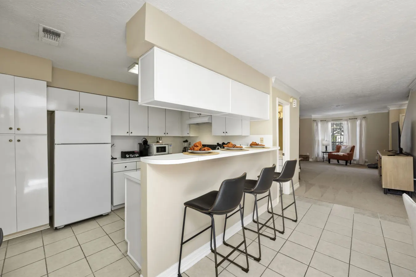 Montrose 2BR Townhome, Sleeps 10, Walk to Downtown Dining - Houston 4