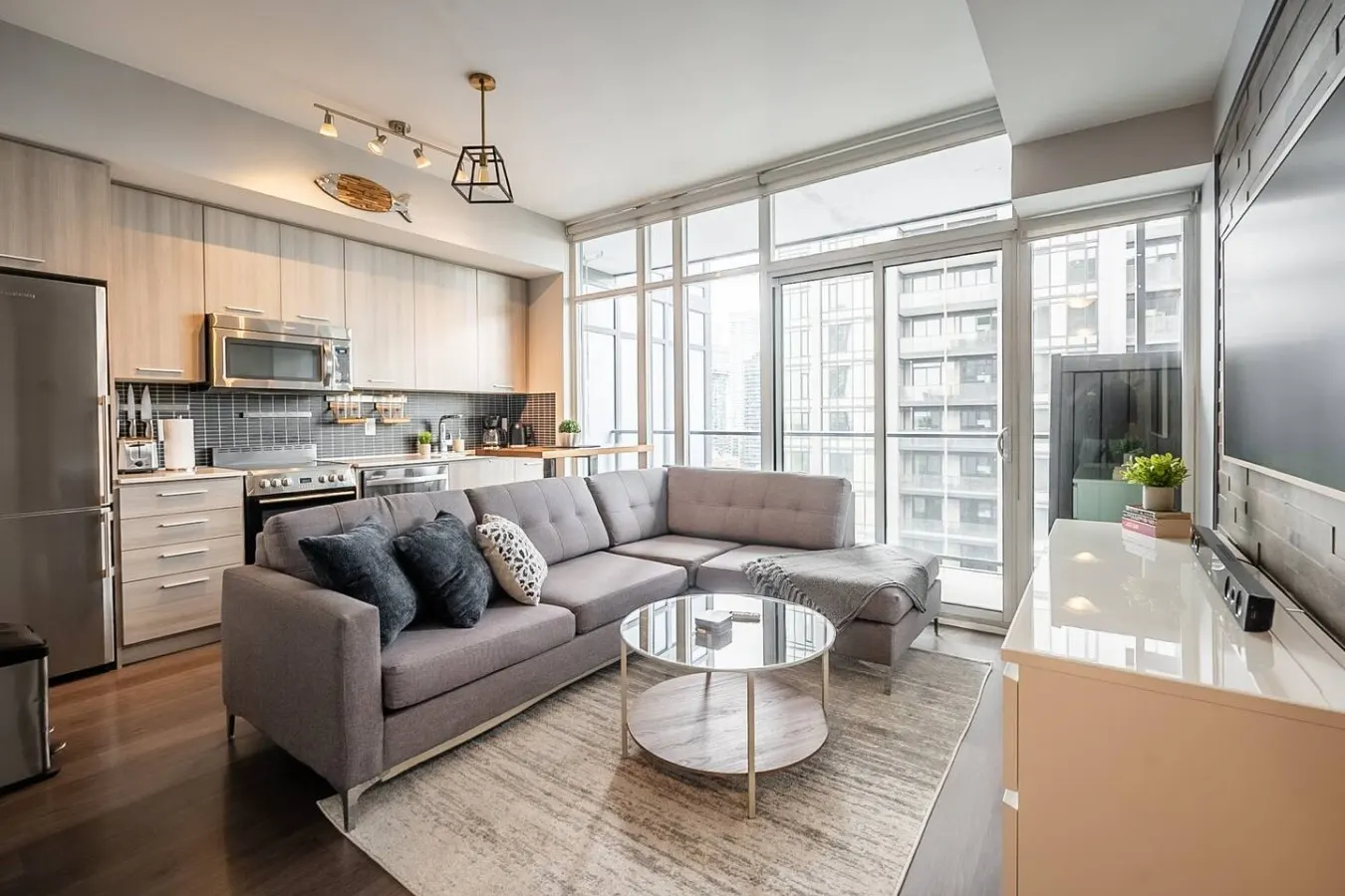 Modern 1BR Home Sleeps 4 Prime Location 1