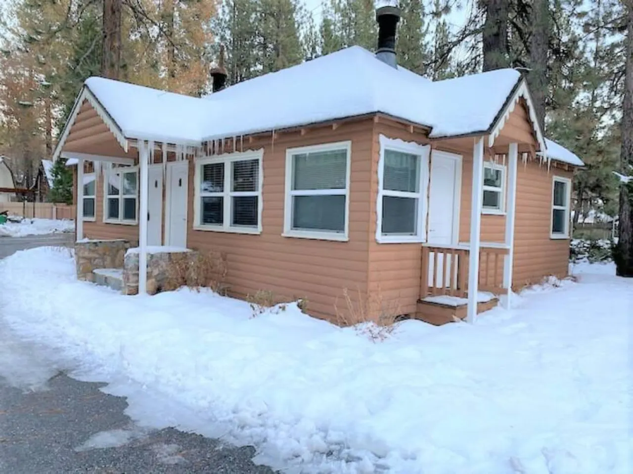 Charming Timber Haven Lodge (1BRM-4guest) Cabin #6 9
