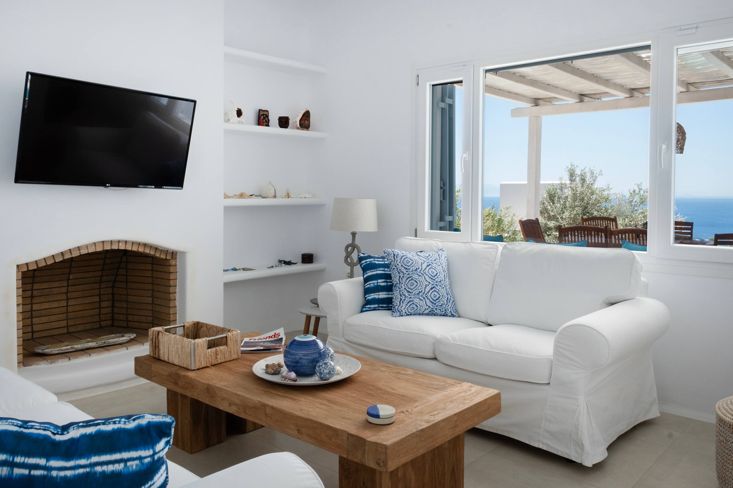 The Mykonian Escape 19