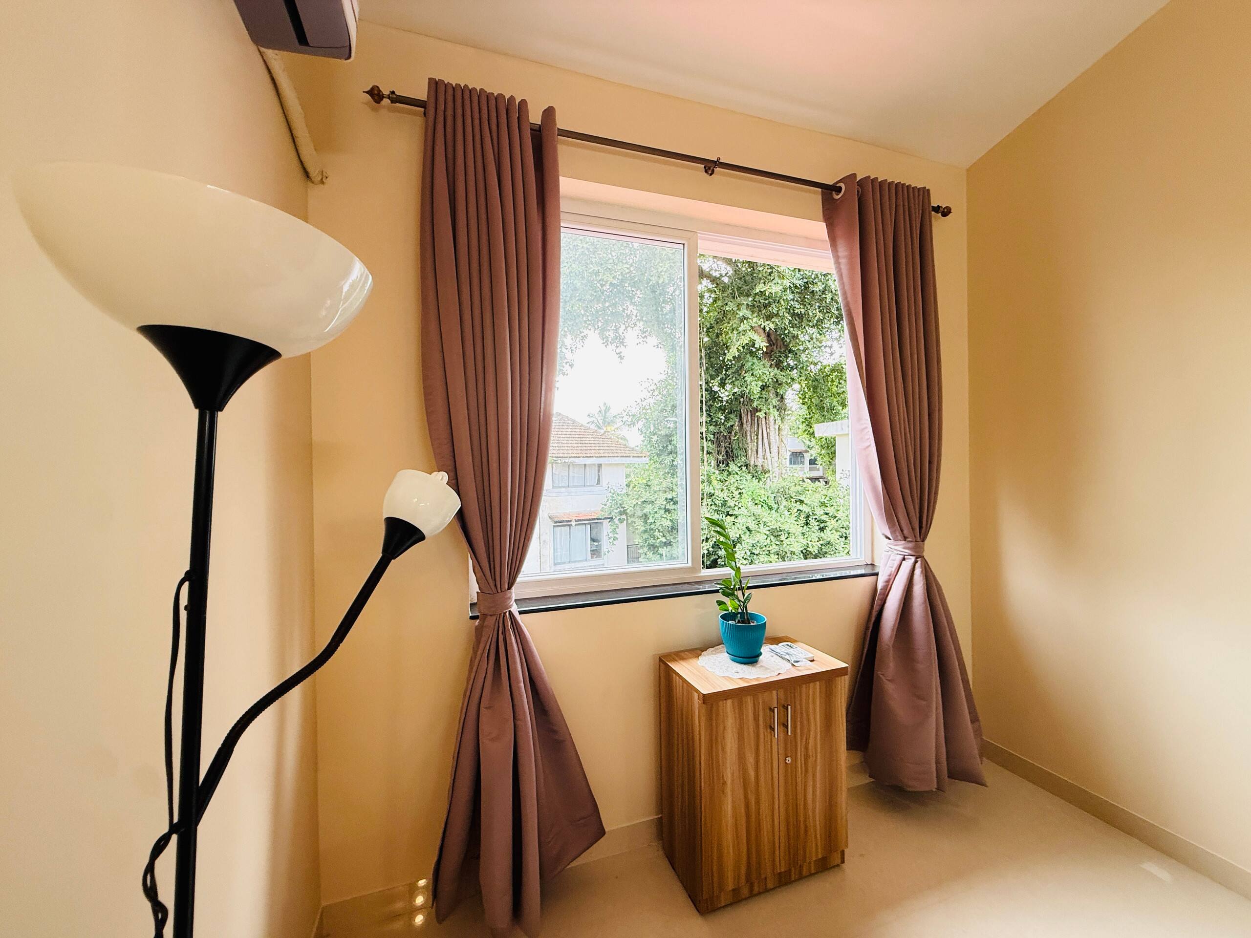 Pristine 1BHK |5 mins ride to beach|Kitchen|Wi-fi 11