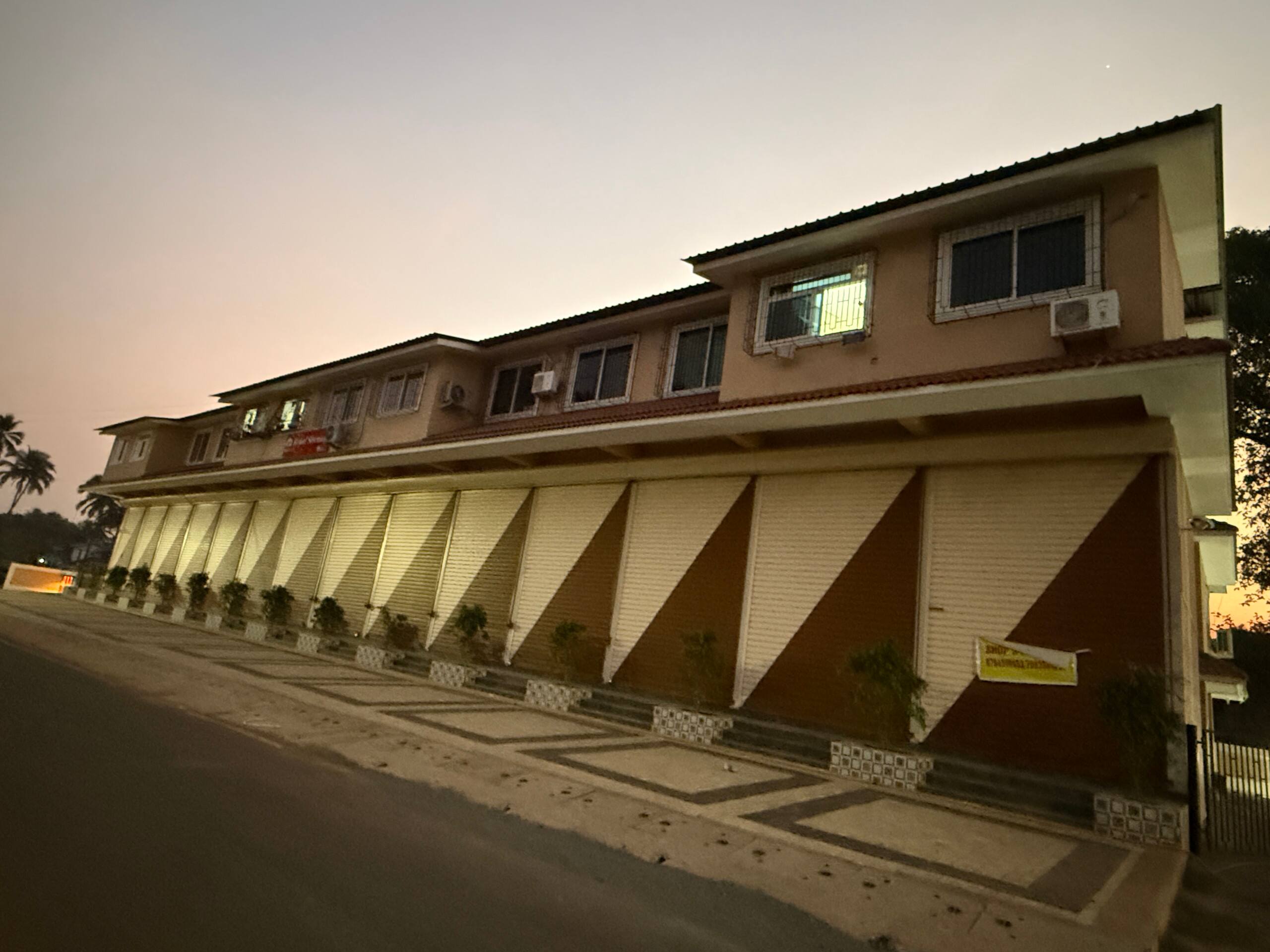Pristine 1BHK |5 mins ride to beach|Kitchen|Wi-fi 31