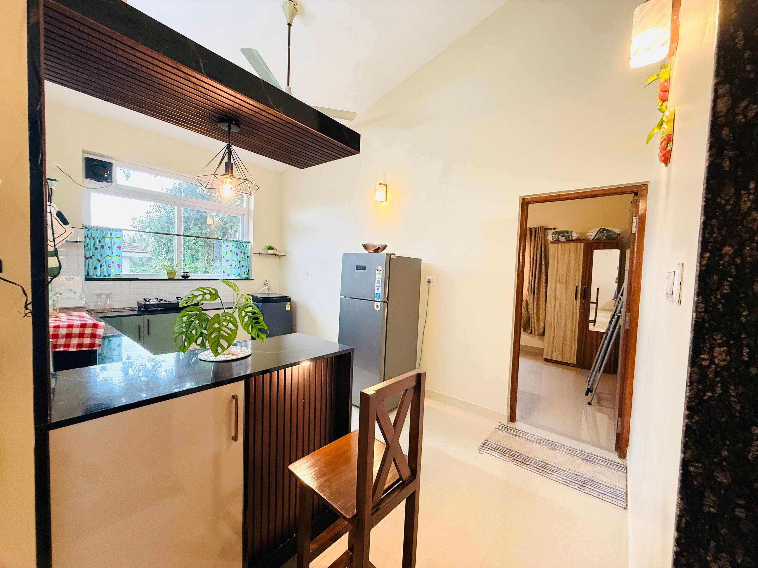 Pristine 1BHK |5 mins ride to beach|Kitchen|Wi-fi 17