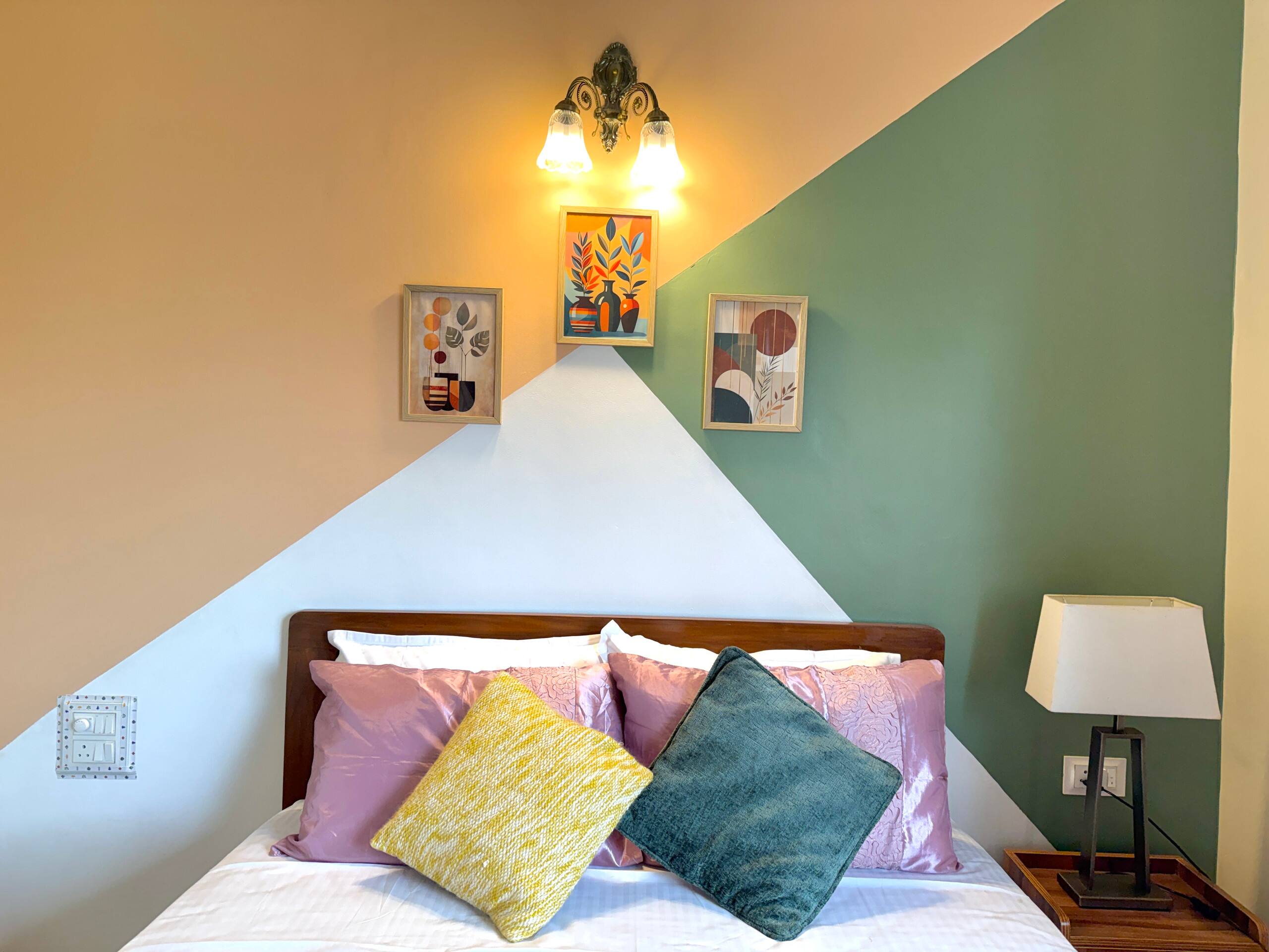 Pristine 1BHK |5 mins ride to beach|Kitchen|Wi-fi 23