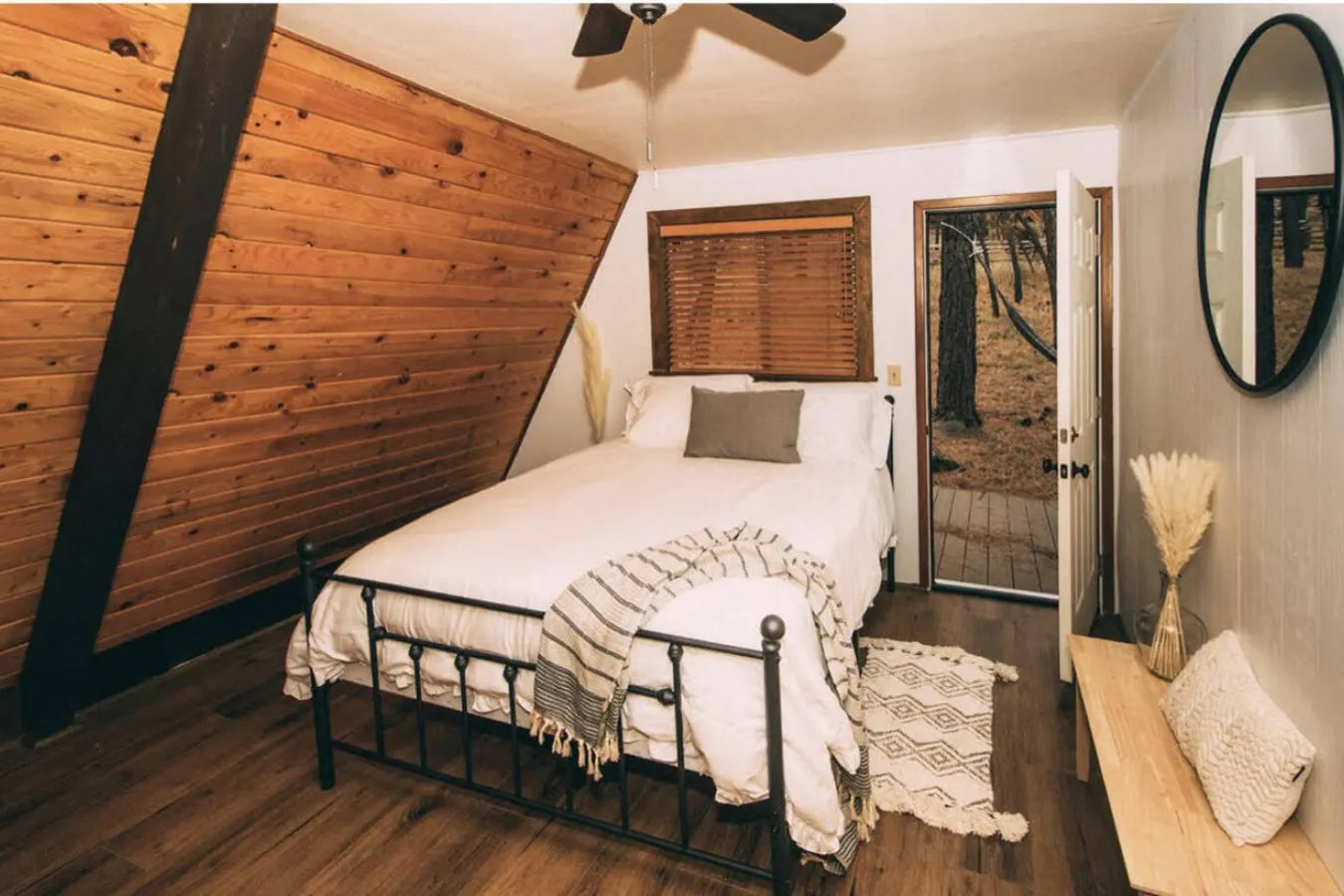 Mtn Modern A-Frame Retreat 12