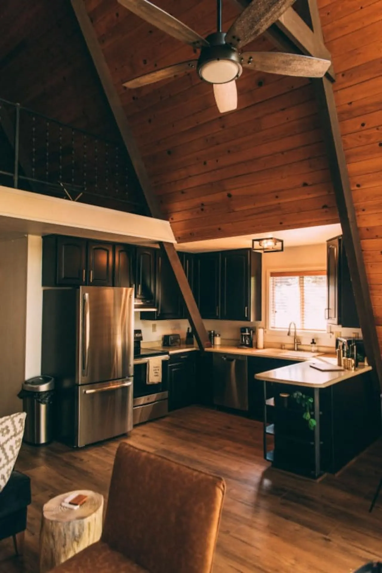 Mtn Modern A-Frame Retreat 14