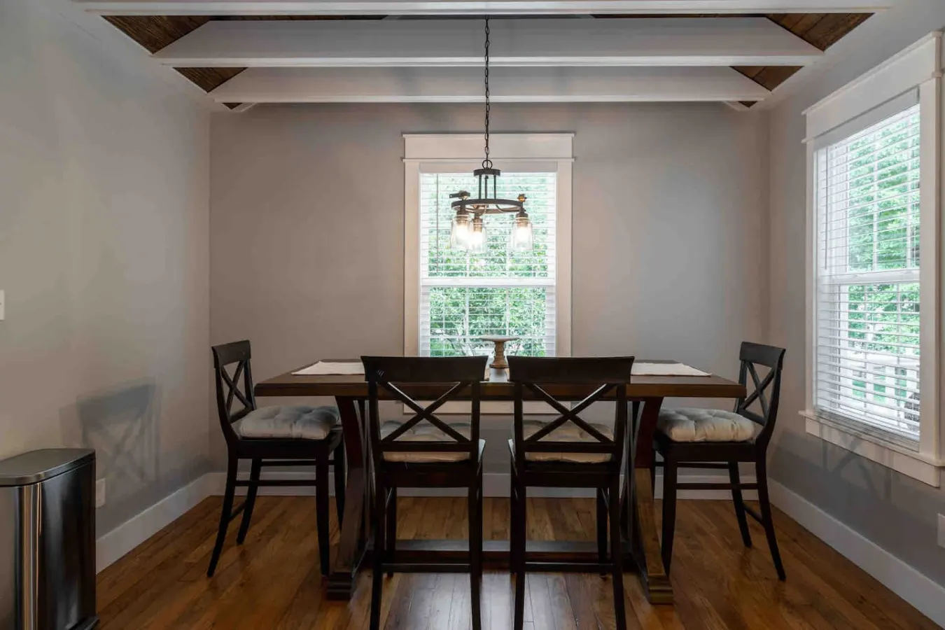 Bearden Executive Rental <8min to UT & Downtown 19